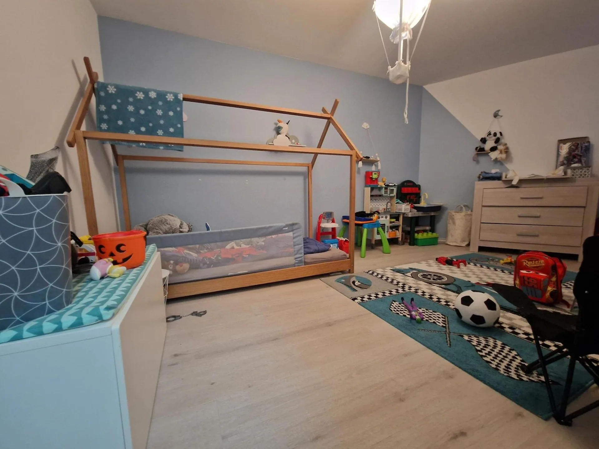 Image 7