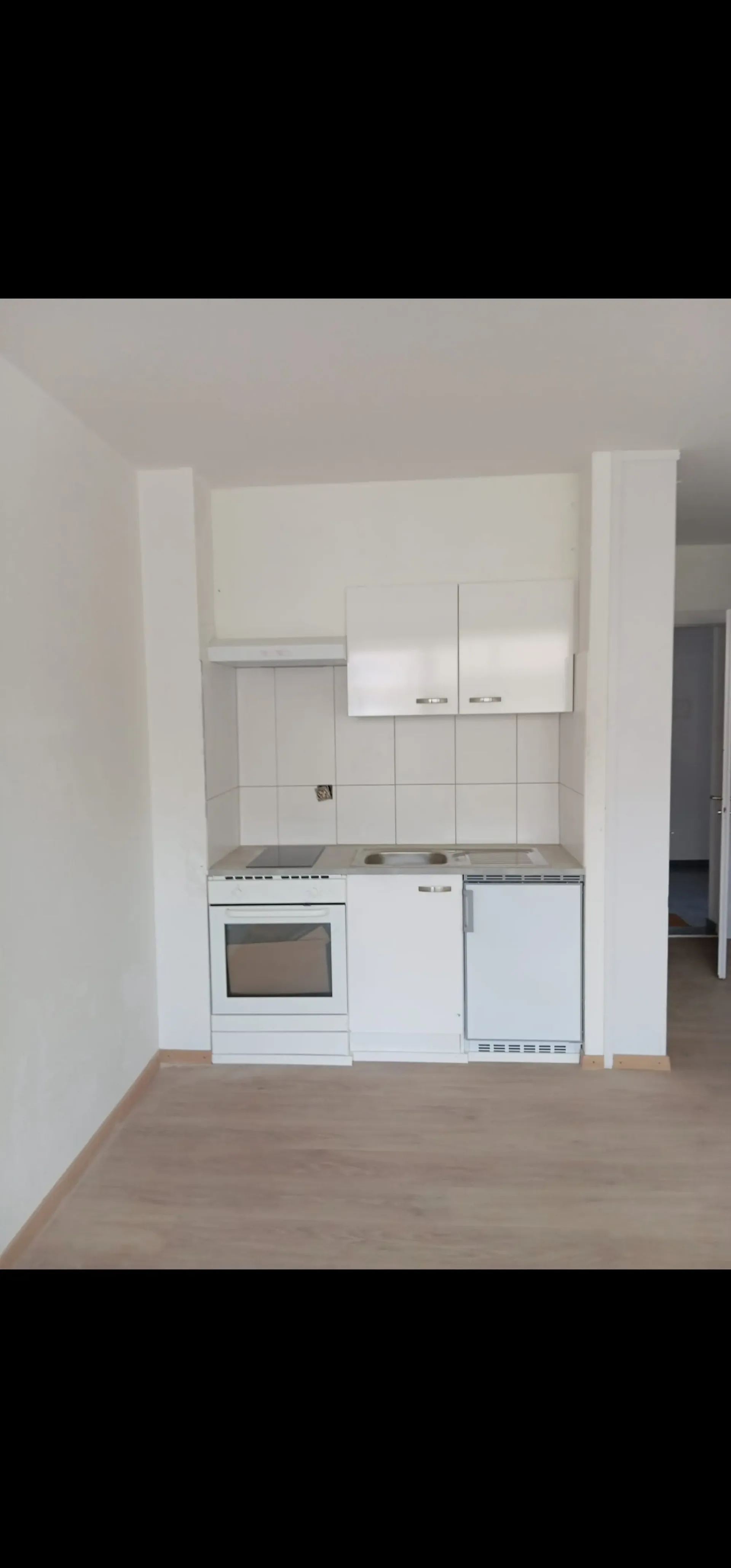 Gemütliches 1-Zimmer-Studio mit Balkon in Köniz