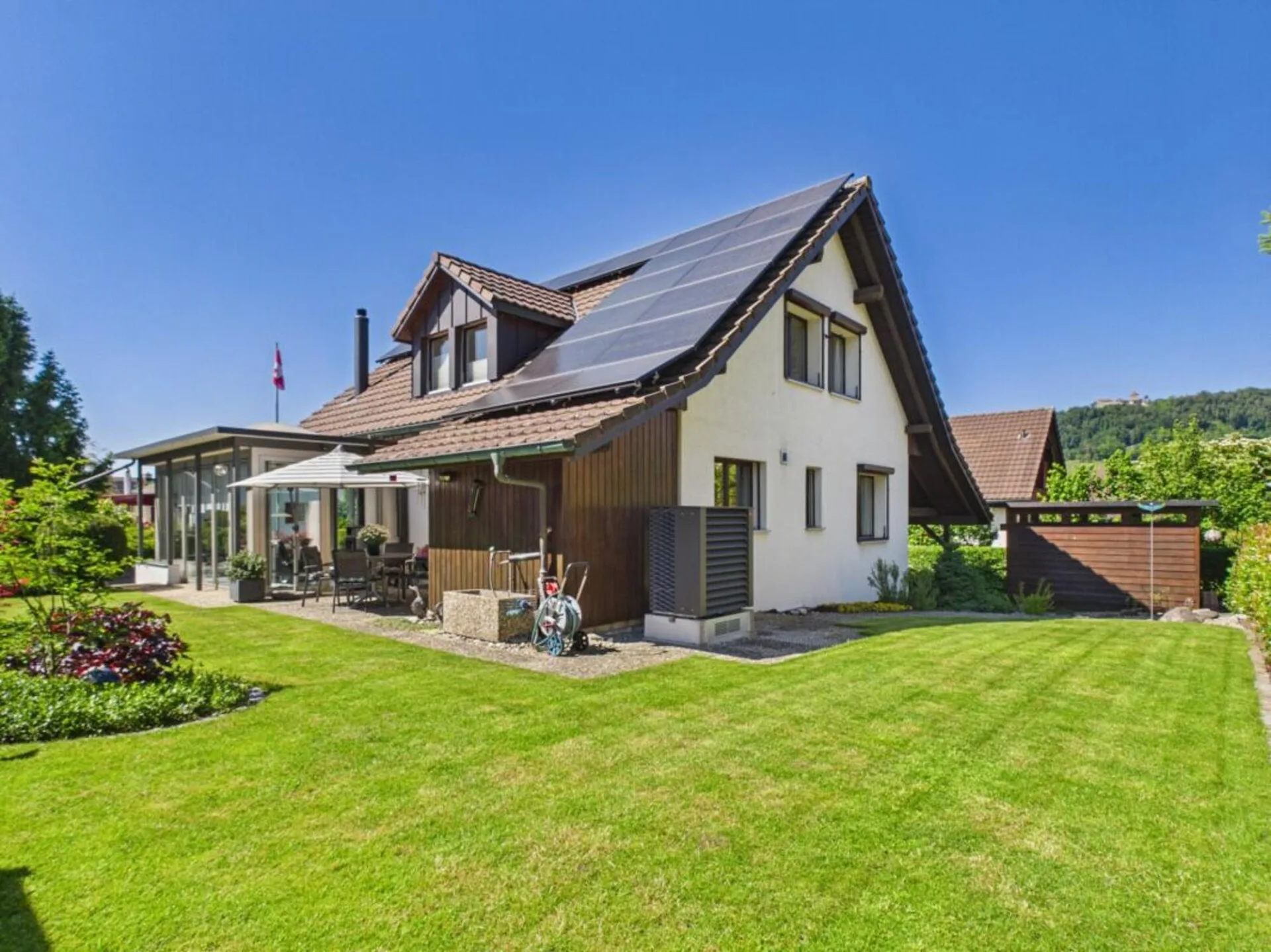 Freistehendes 5.5-Zimmer-Einfamilienhaus mit sonnigem Garten