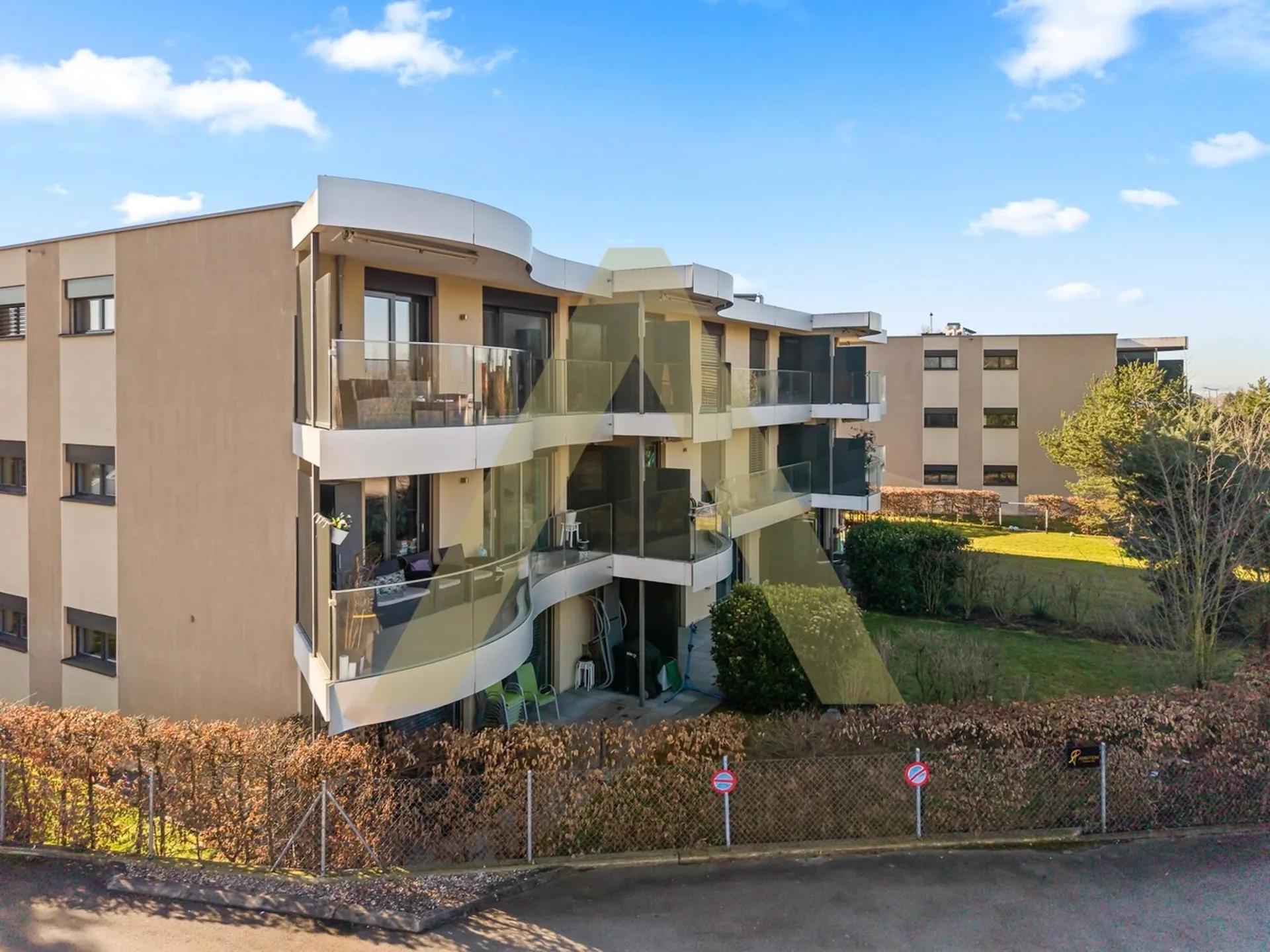 Confortable et contemporain appartement proche du lac