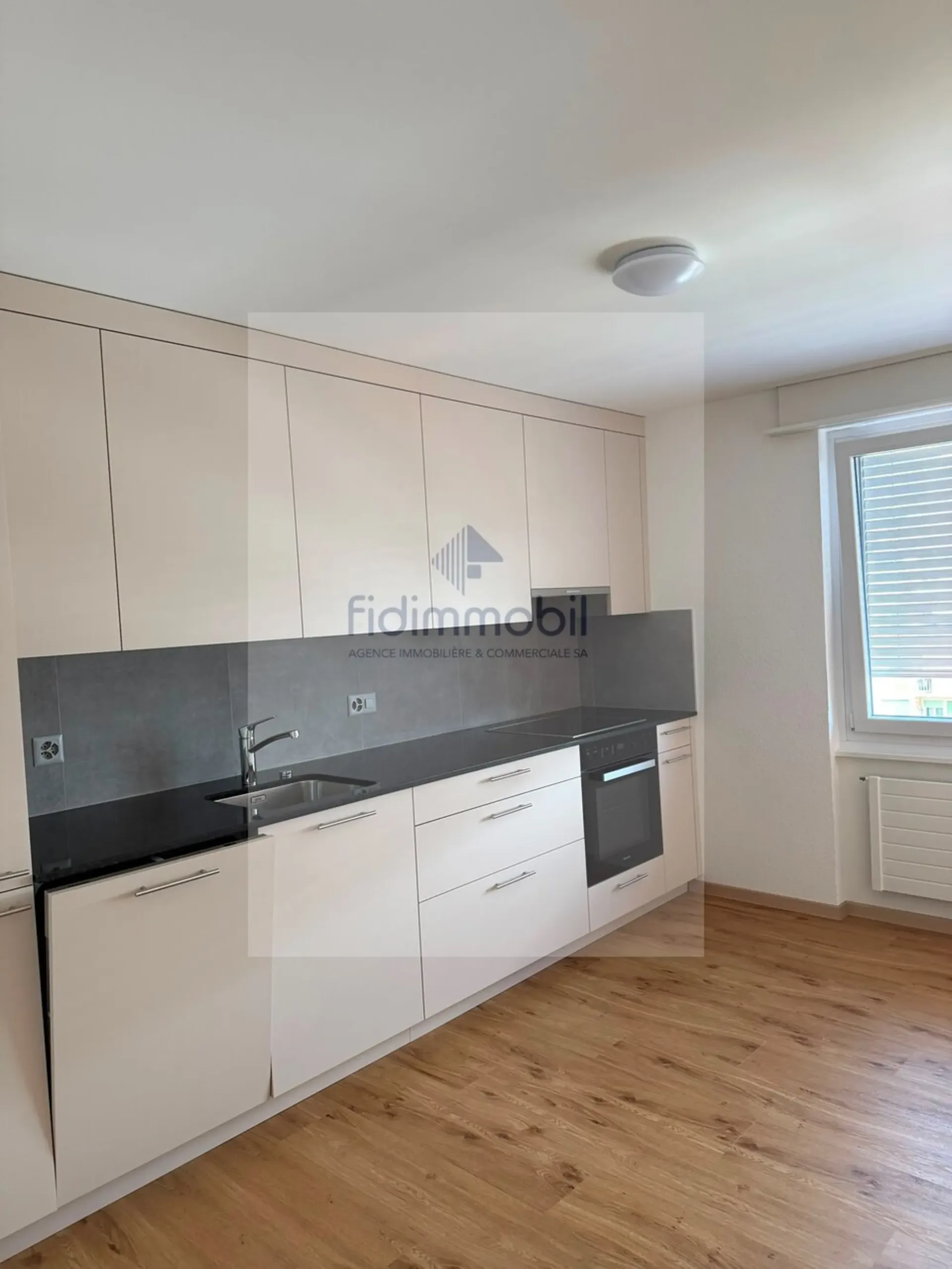 Charmant appartement rénové de 3 pièces avec balcon au Landeron