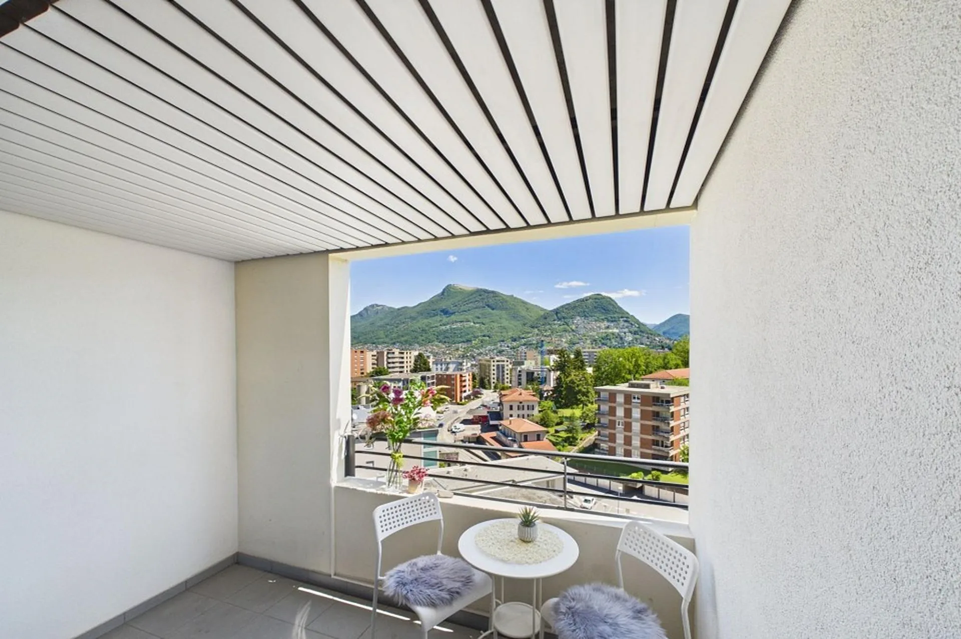2.5 locali in posizione strategica a Lugano