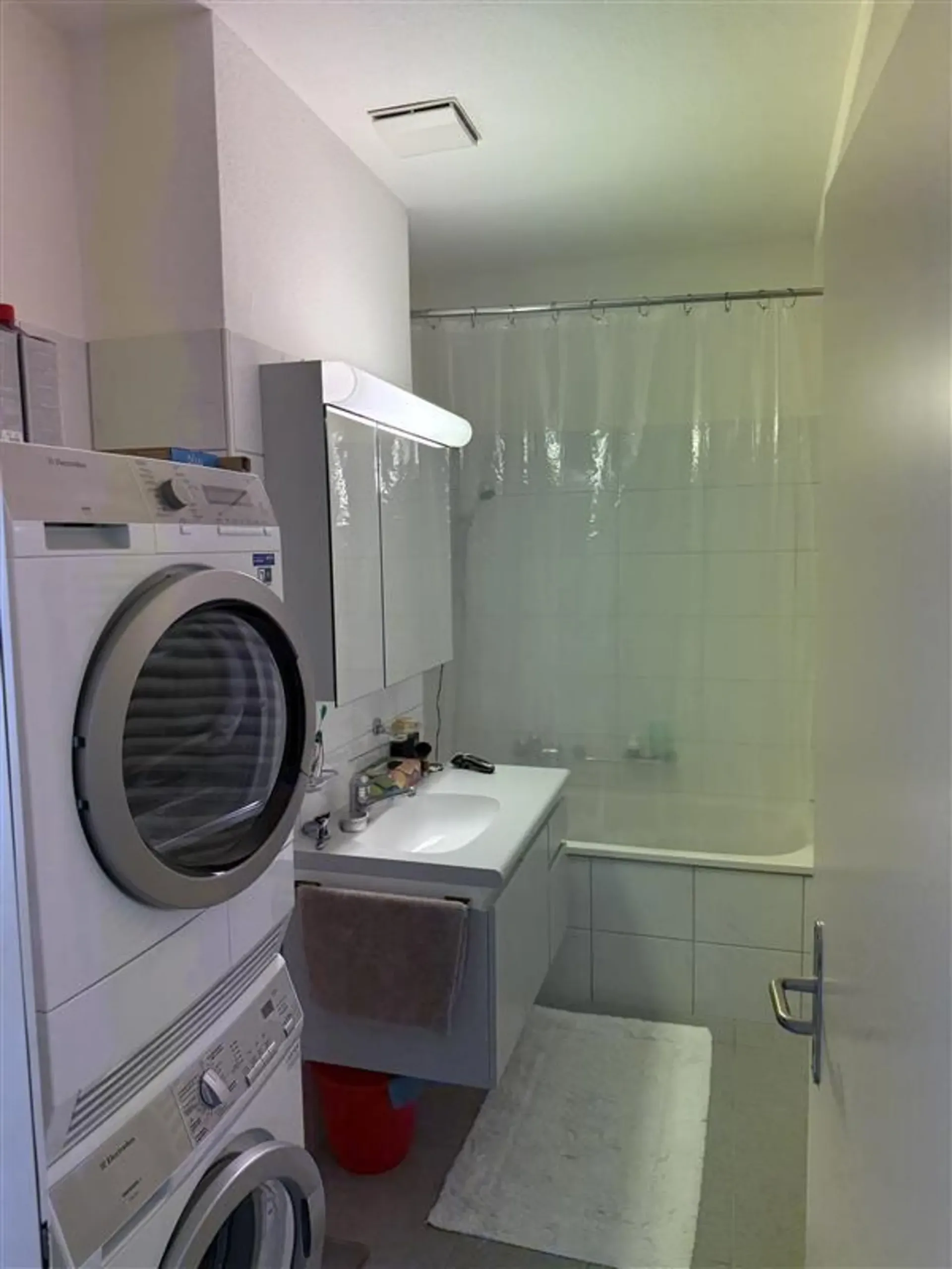 Attraktive Dachwohnung 2.5-Zimmer-Dachwohnung im Seefeld