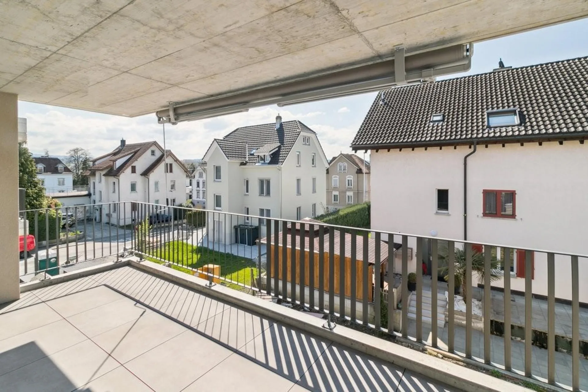 HELLE UND MODERNE WOHNUNG UNWEIT VOM BODENSEE
