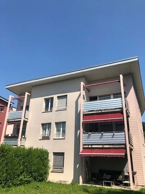 Appartement de 4.5 pièces au rez-de-chaussée!