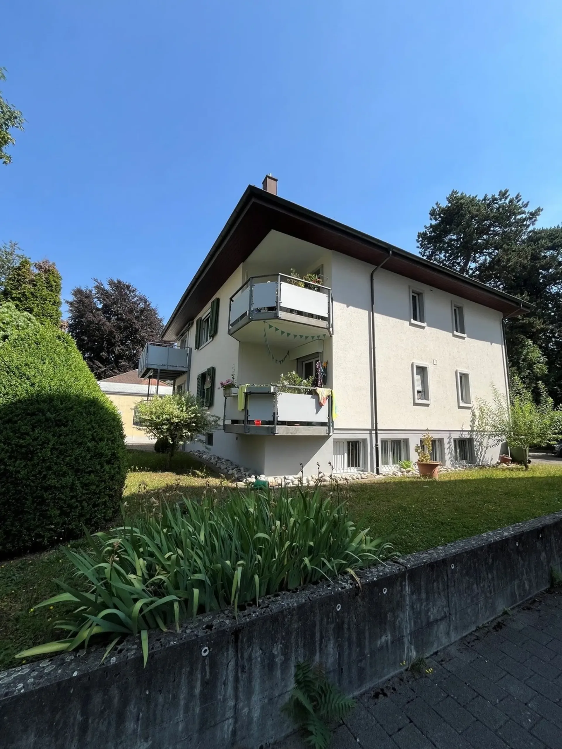 Charmante 2-Zimmer-Wohnung mit neuem Balkon in Solothurn