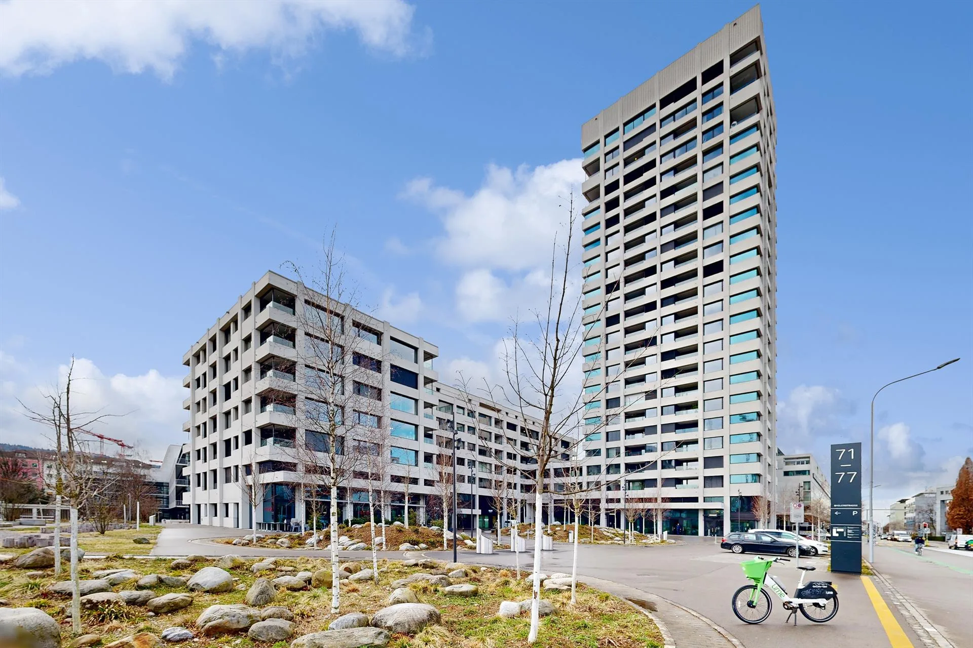 Moderne Wohnung in urbaner Umgebung