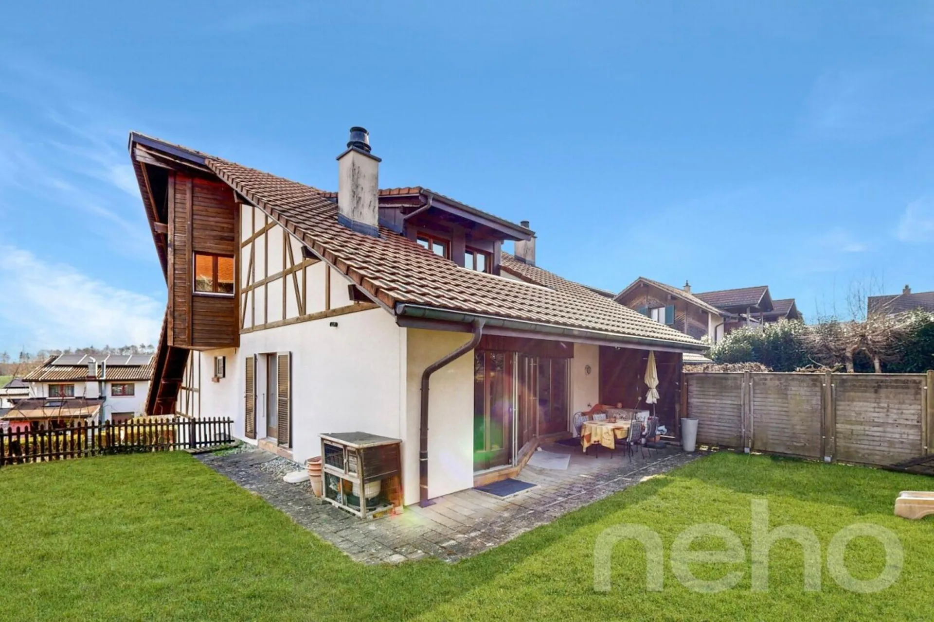 Bright family villa with garden in Avry-sur-Matran