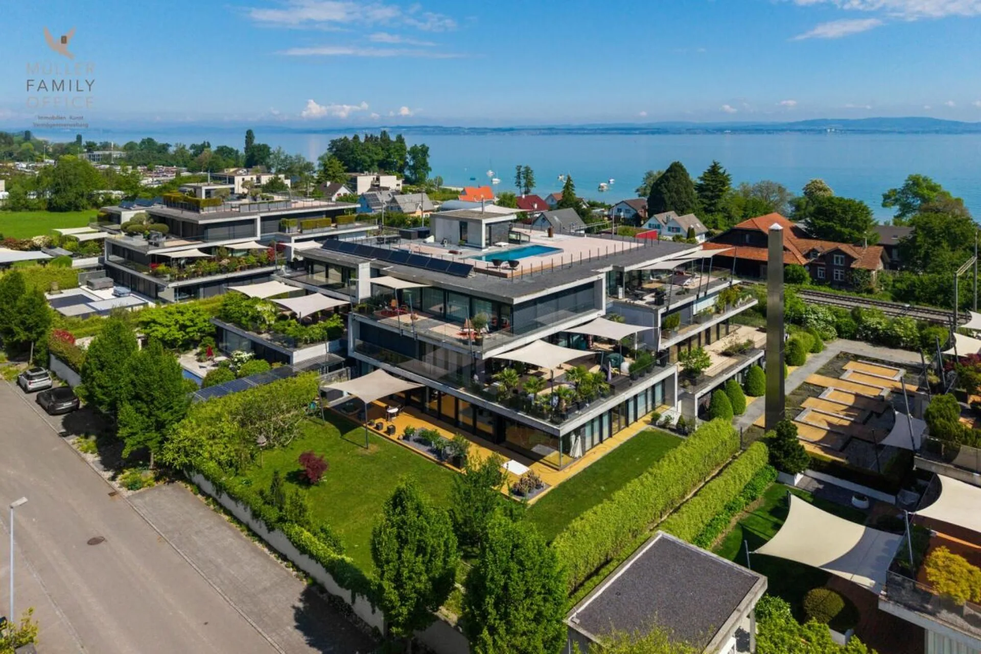 Lichtdurchflutete 5 1/2 Zimmer-Terrassen-Wohnung in sehr gepflegter und ruhiger Wohnanlage
