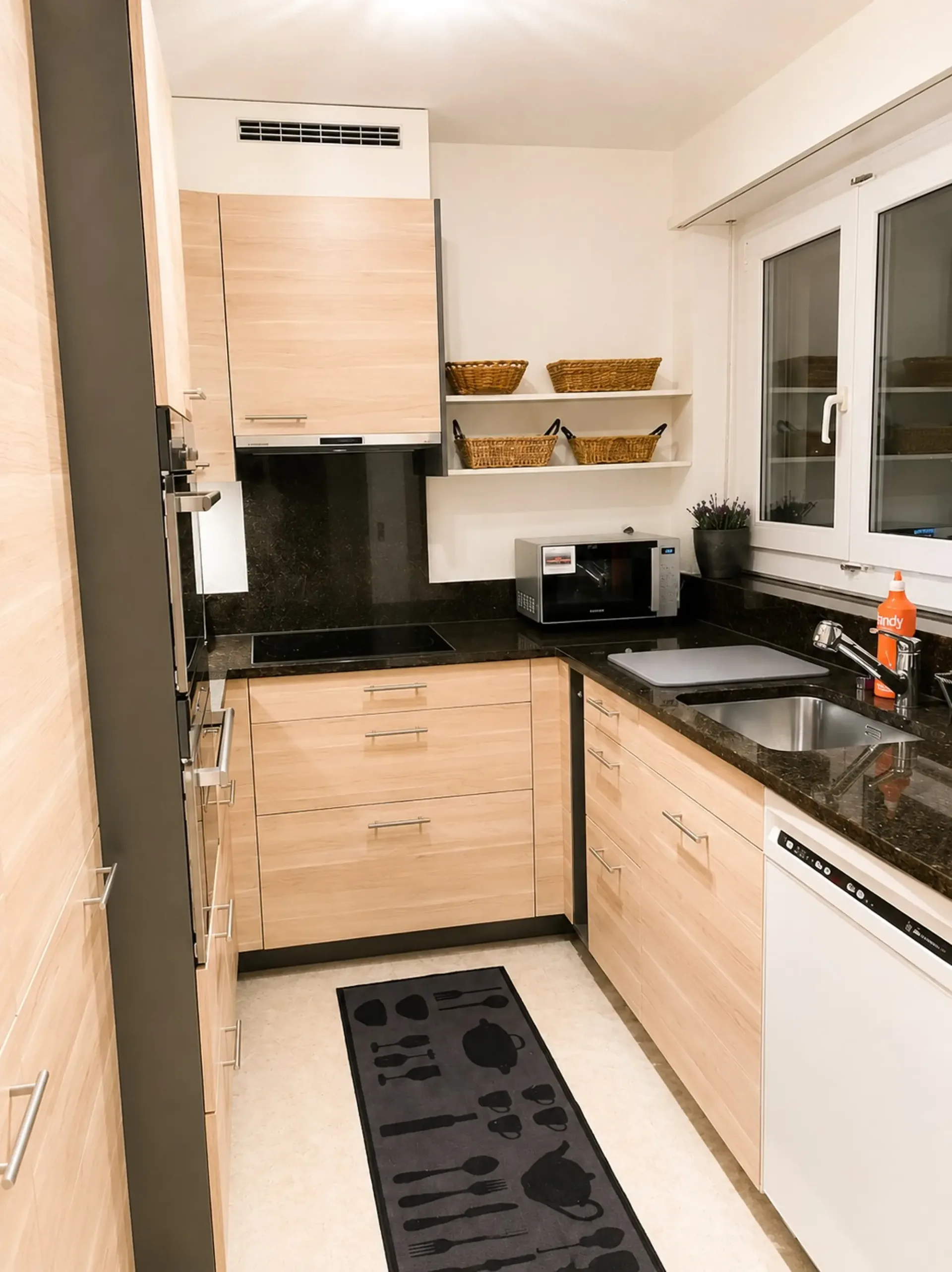 3.5-Room Fully Furnished Apartment in Glattbrugg – Near Zurich Airport & Business Hubs
