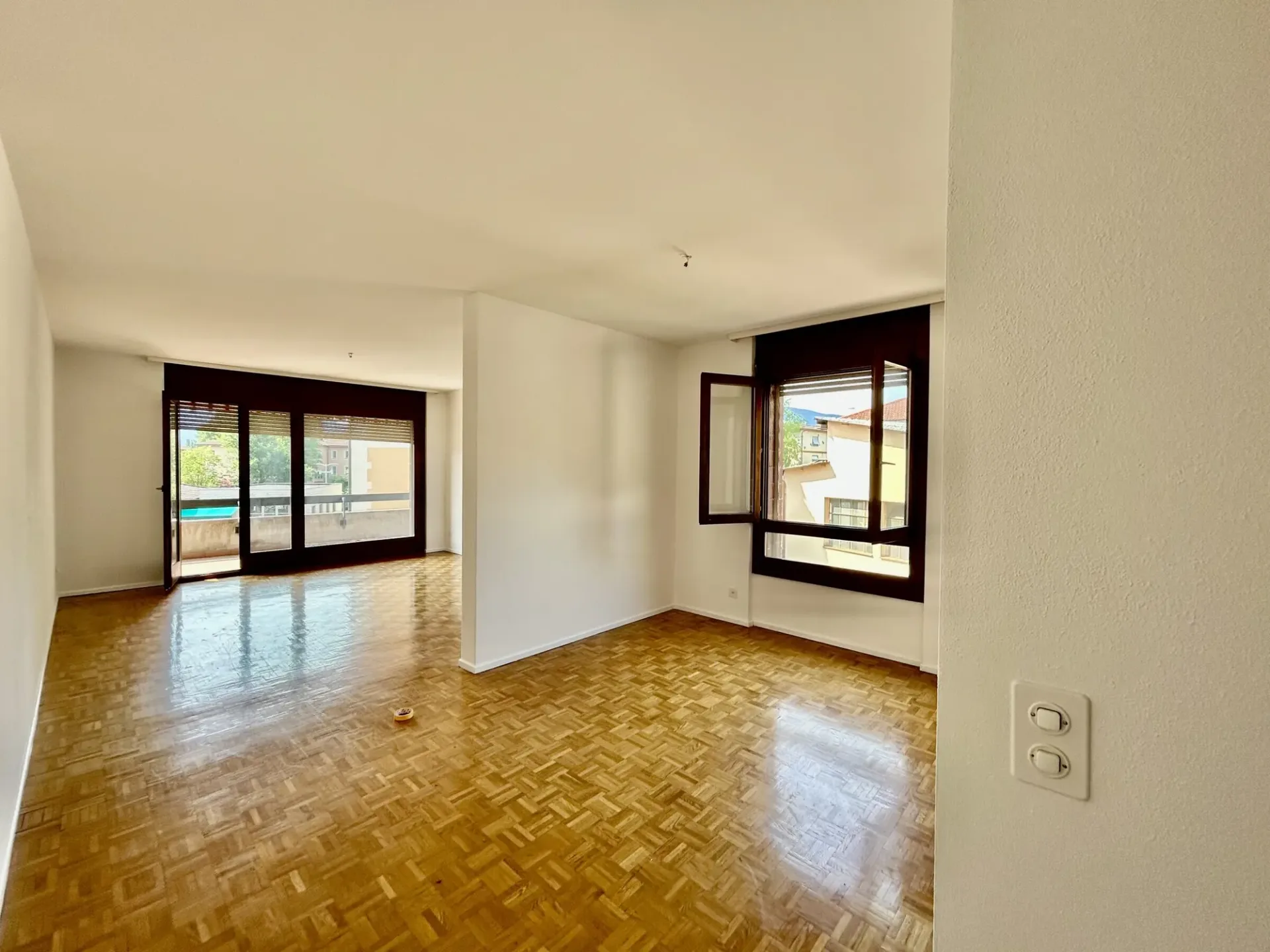 AFFITTASI AMPIO 4.5 LOCALI RINNOVATO CON TERRAZZA A MAGLIASO