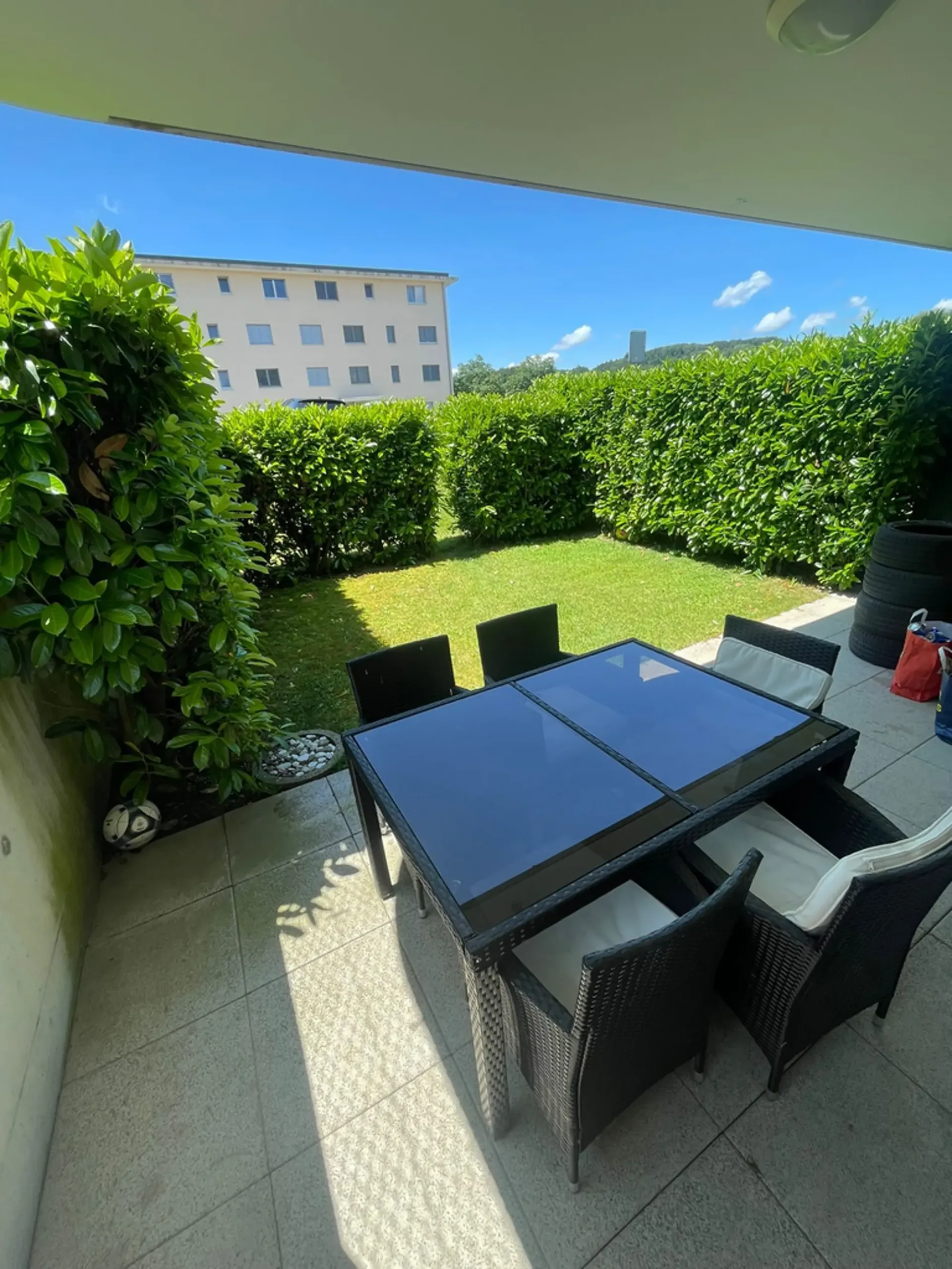 Très bel appartement de 4.5 pièces au rez-de-chaussée