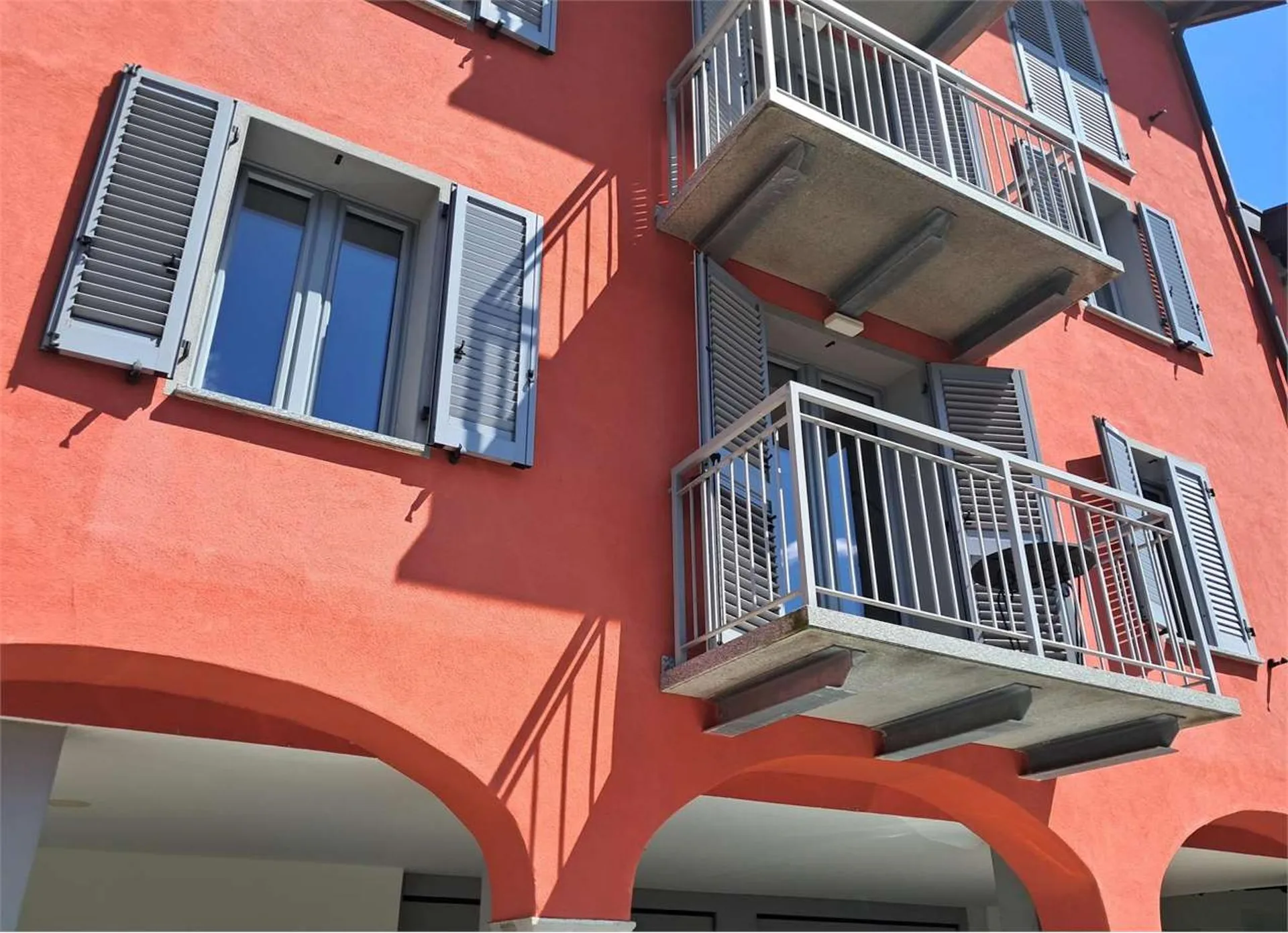 Mendrisio-Capolago: modernes 2,5-Zimmer-Duplexwohnung im Kern