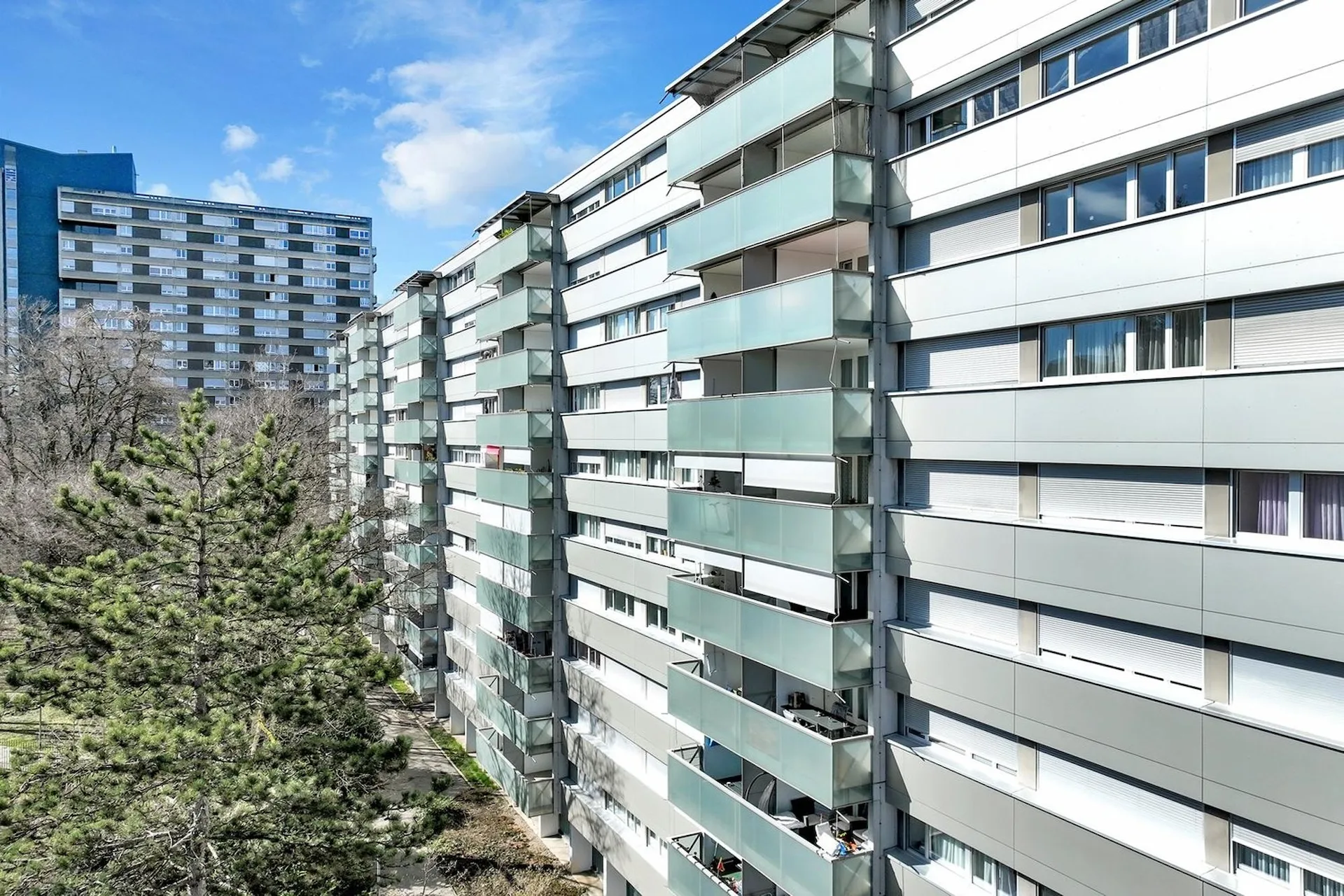 Moderne 3.5-Zimmerwohnungen mit Balkon am Bahnhof Bümpliz-Nord