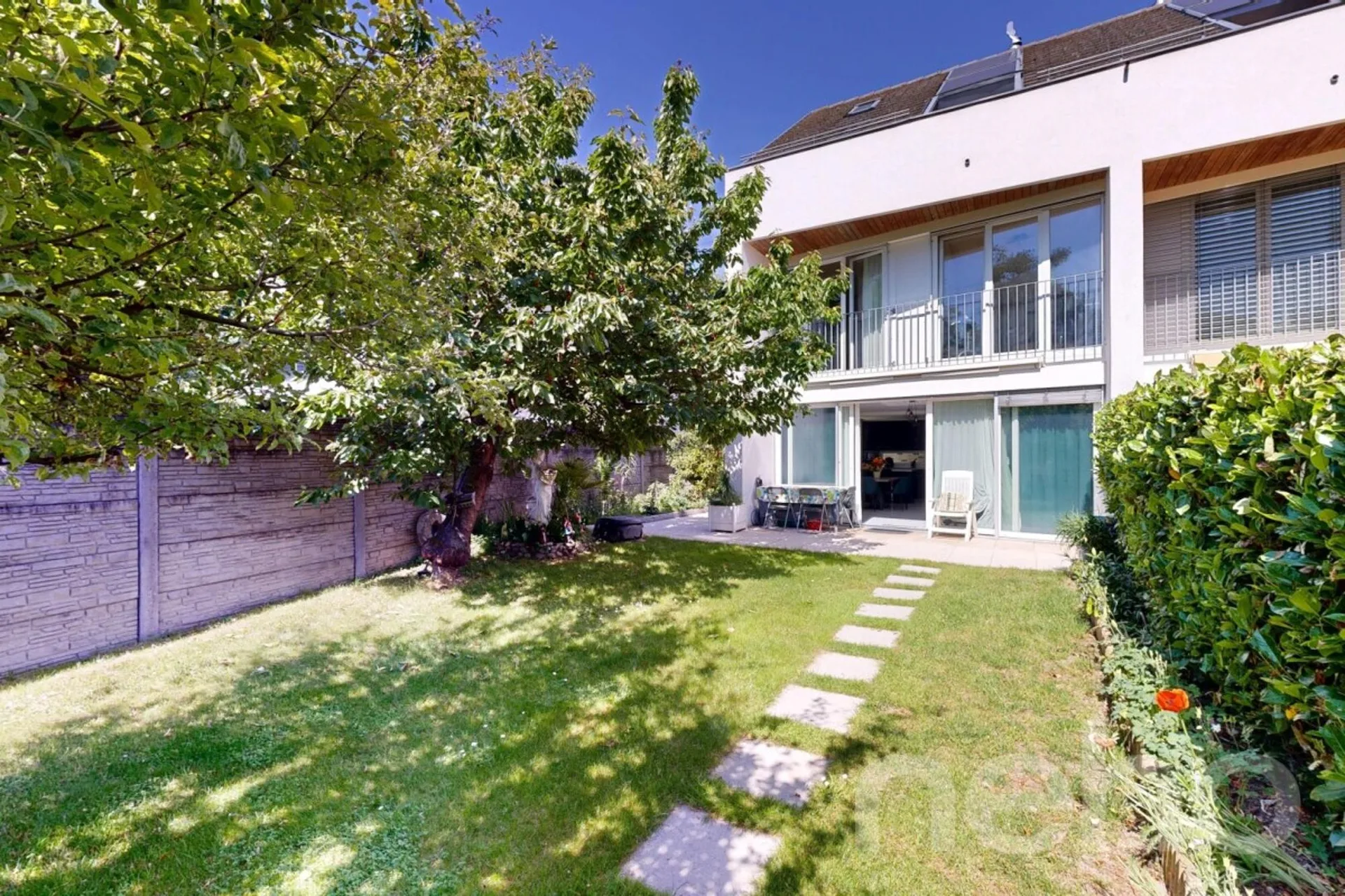 Maison familiale avec terrasses et beaux volumes au c?ur de Morges