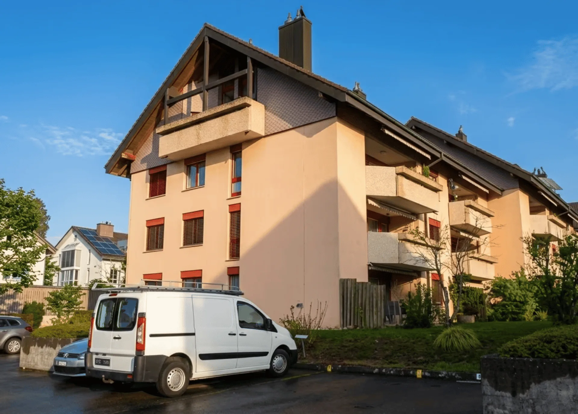 Grosse 4.5-Zimmer-Wohnung in Ins