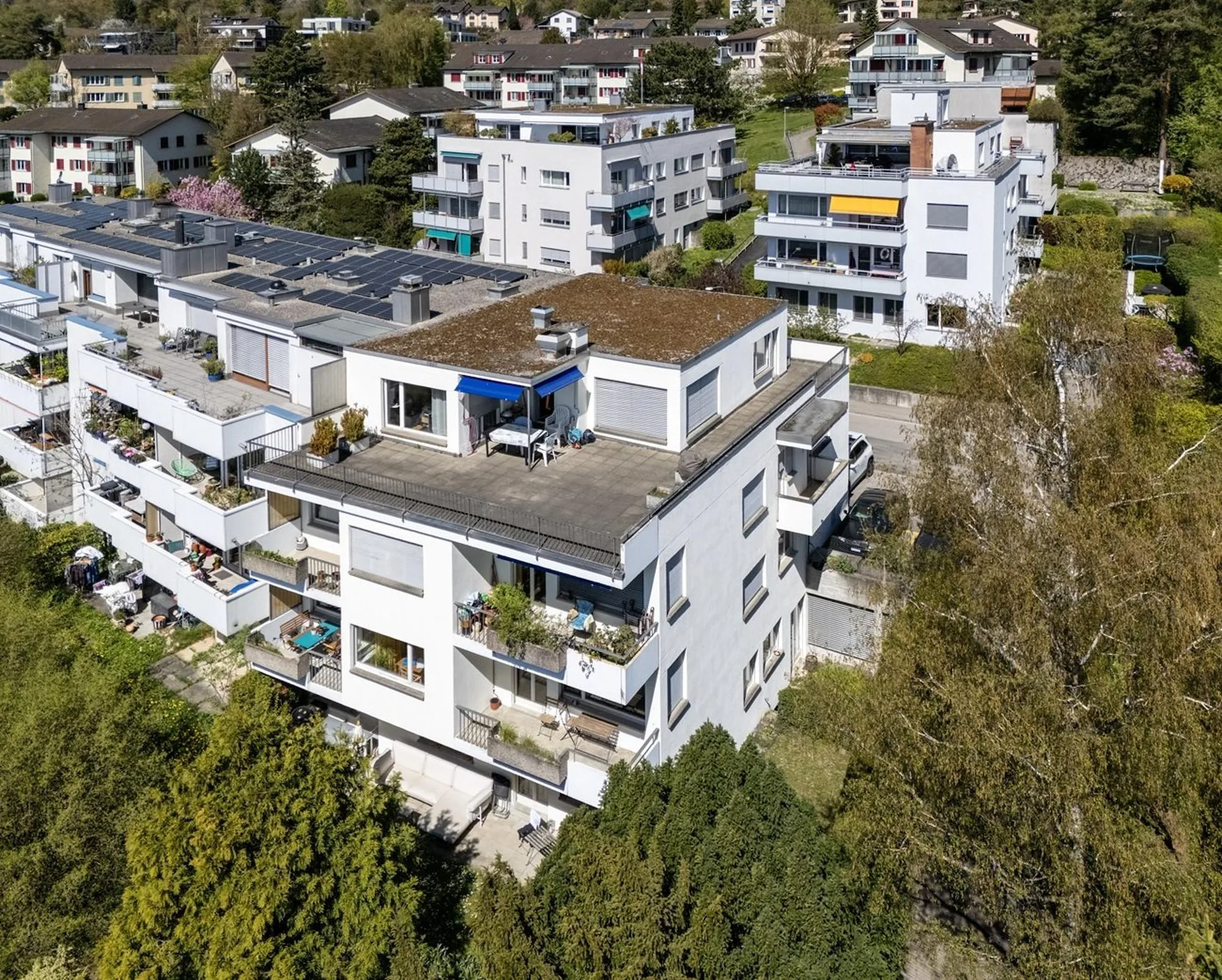 Living with a wide view, investing with perspective