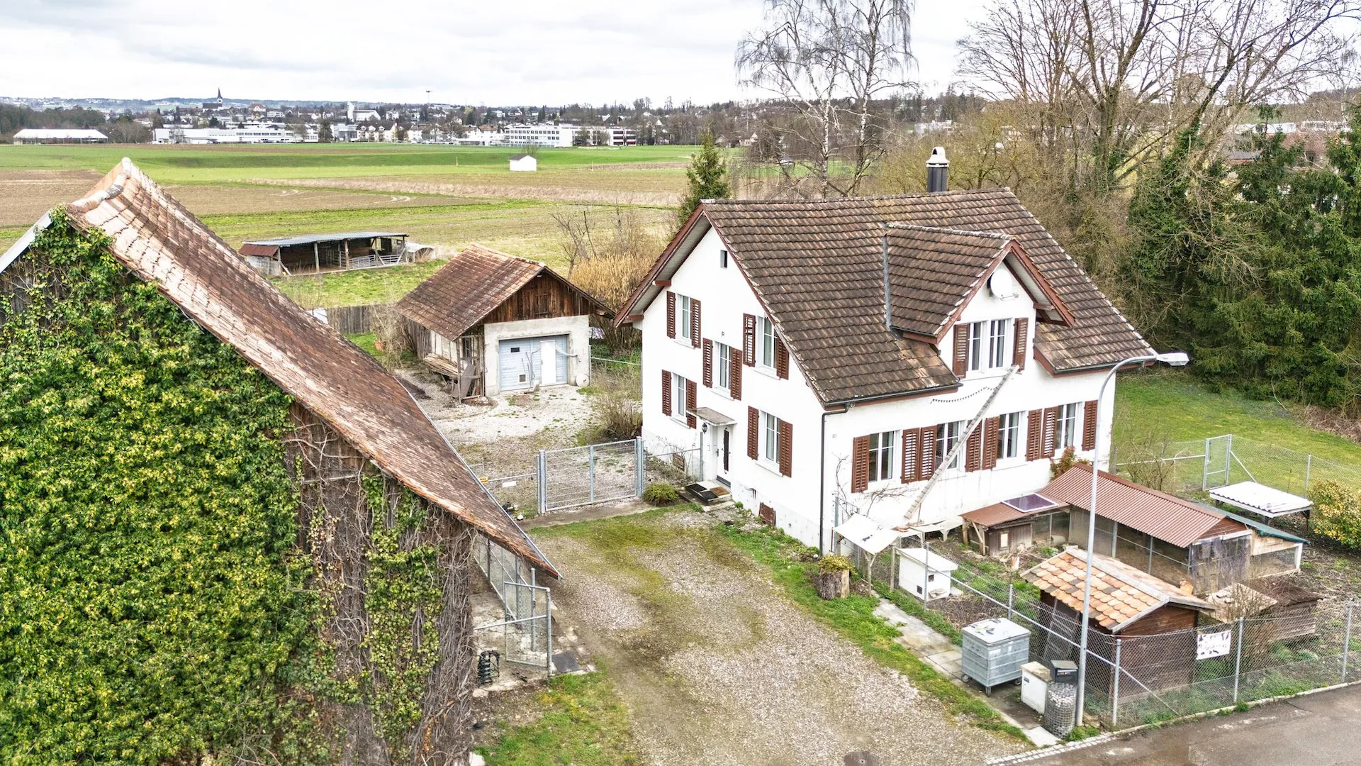 Schönes 6.5-Zimmer-Haus mit grossem Grundstück in Kradolf-Schönenberg