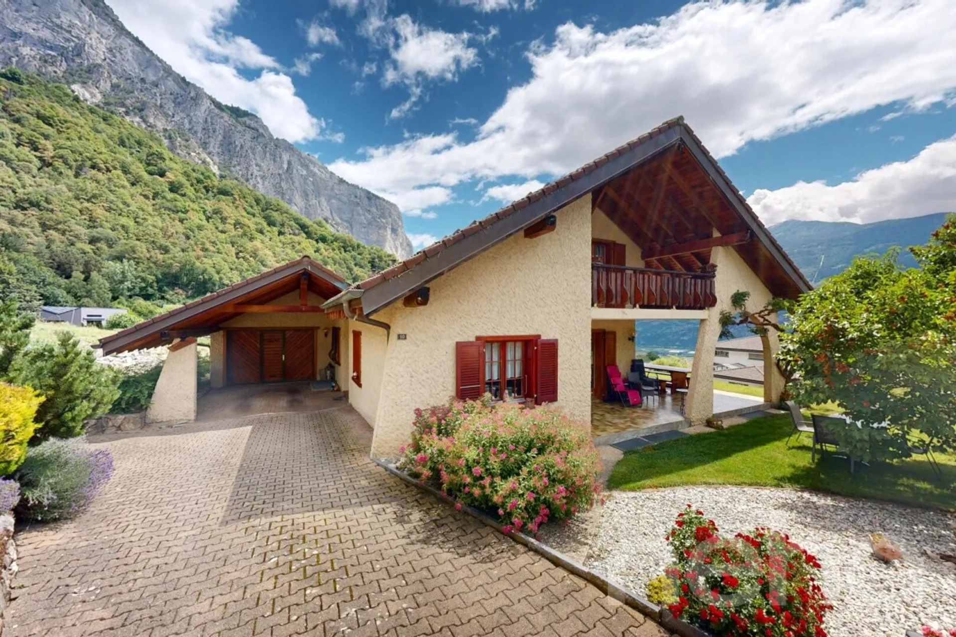 Superbe Villa spacieuse - endroit privilégié avec grande parcelle
