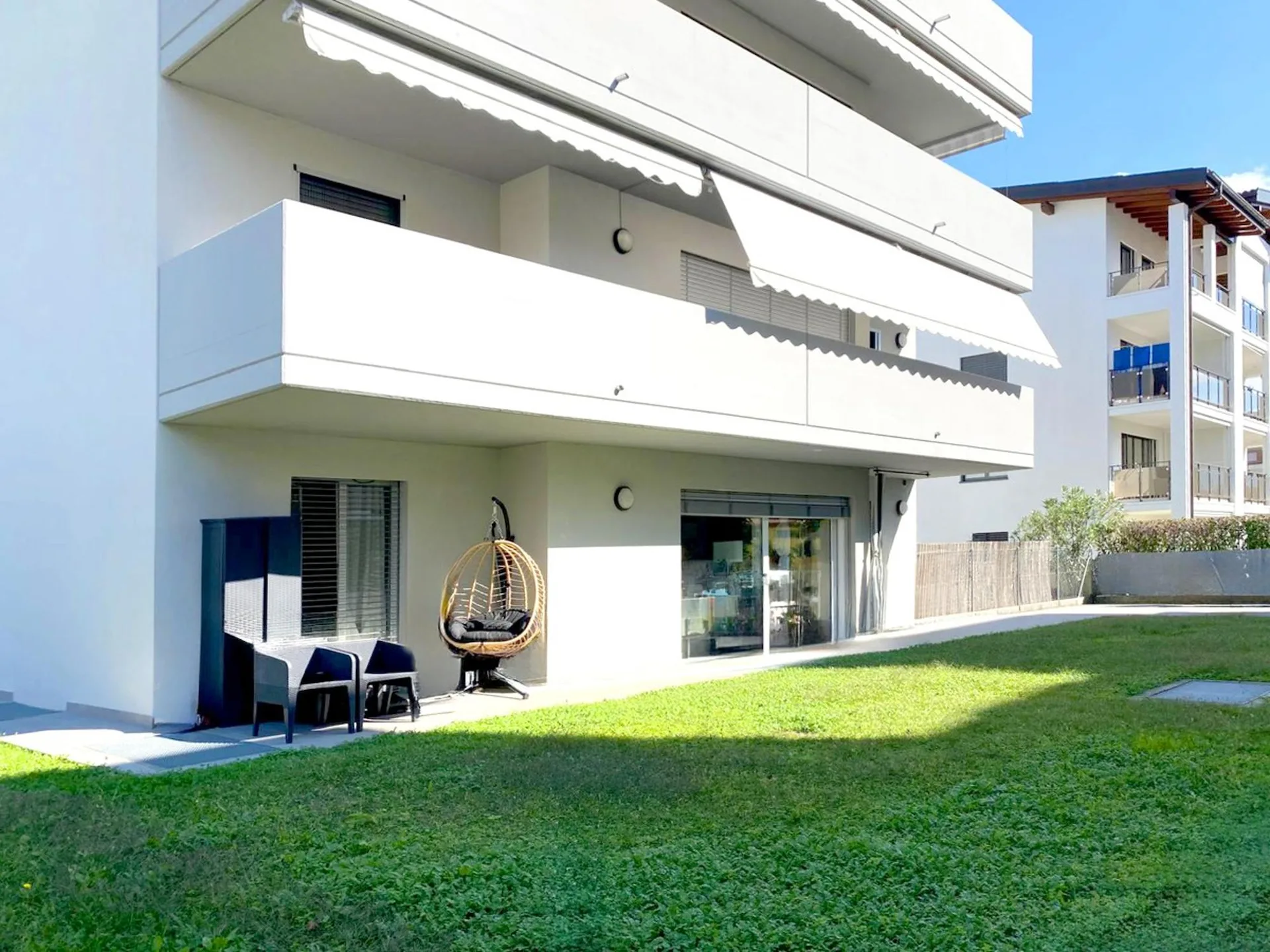 Wohnung 3,5 Zimmer mit Garten und Parkplätzen - Zweitwohnsitz