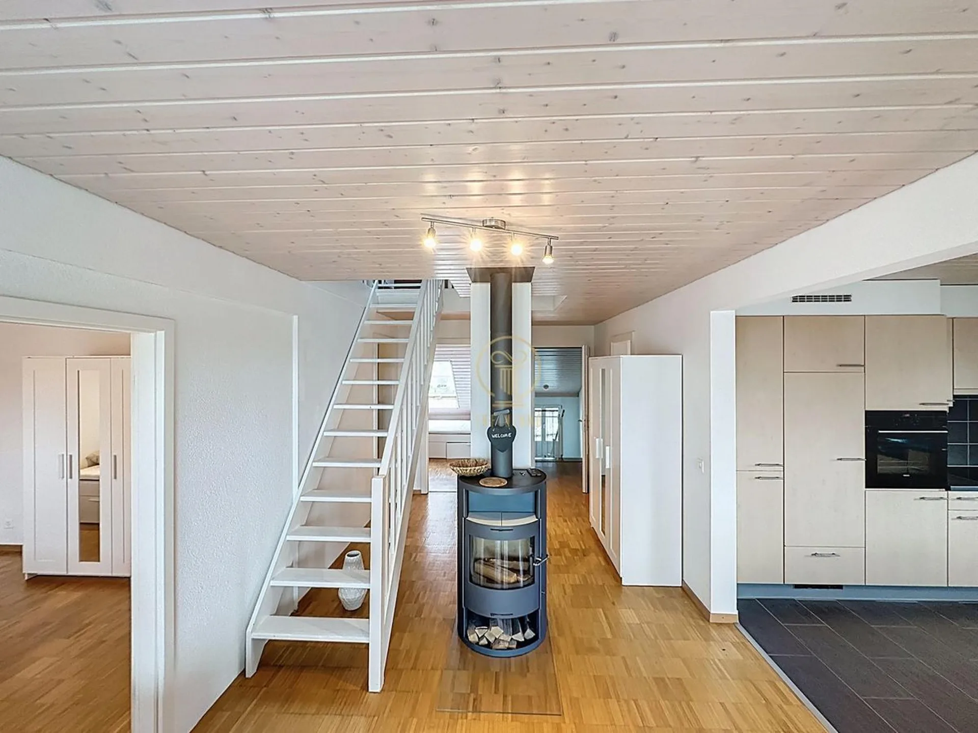 EPALINGES - Schöne 5.5-Zimmer-Wohnung