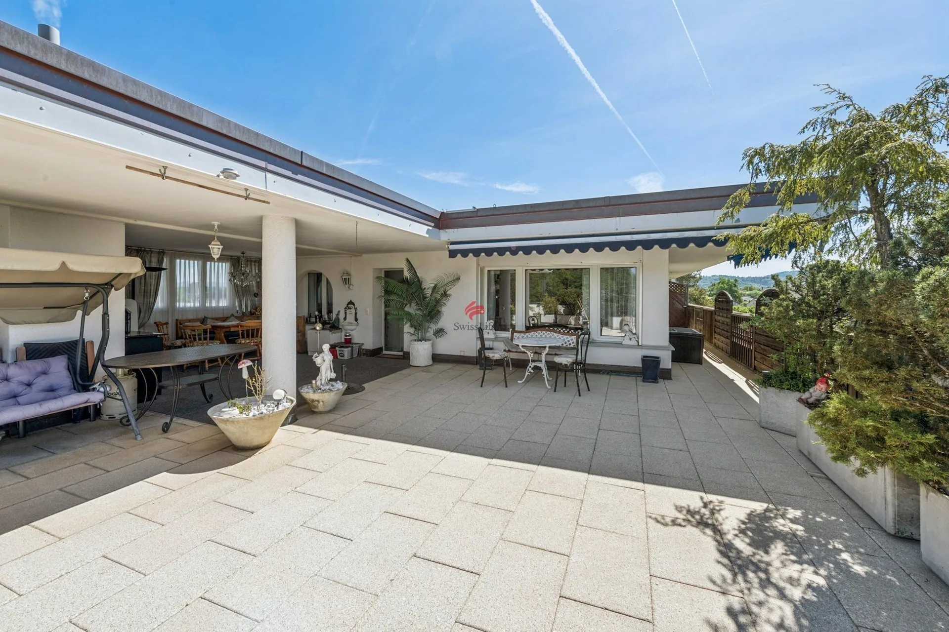 Attic apartment with large roof terrace and panoramic view in quiet location of Lenzburg