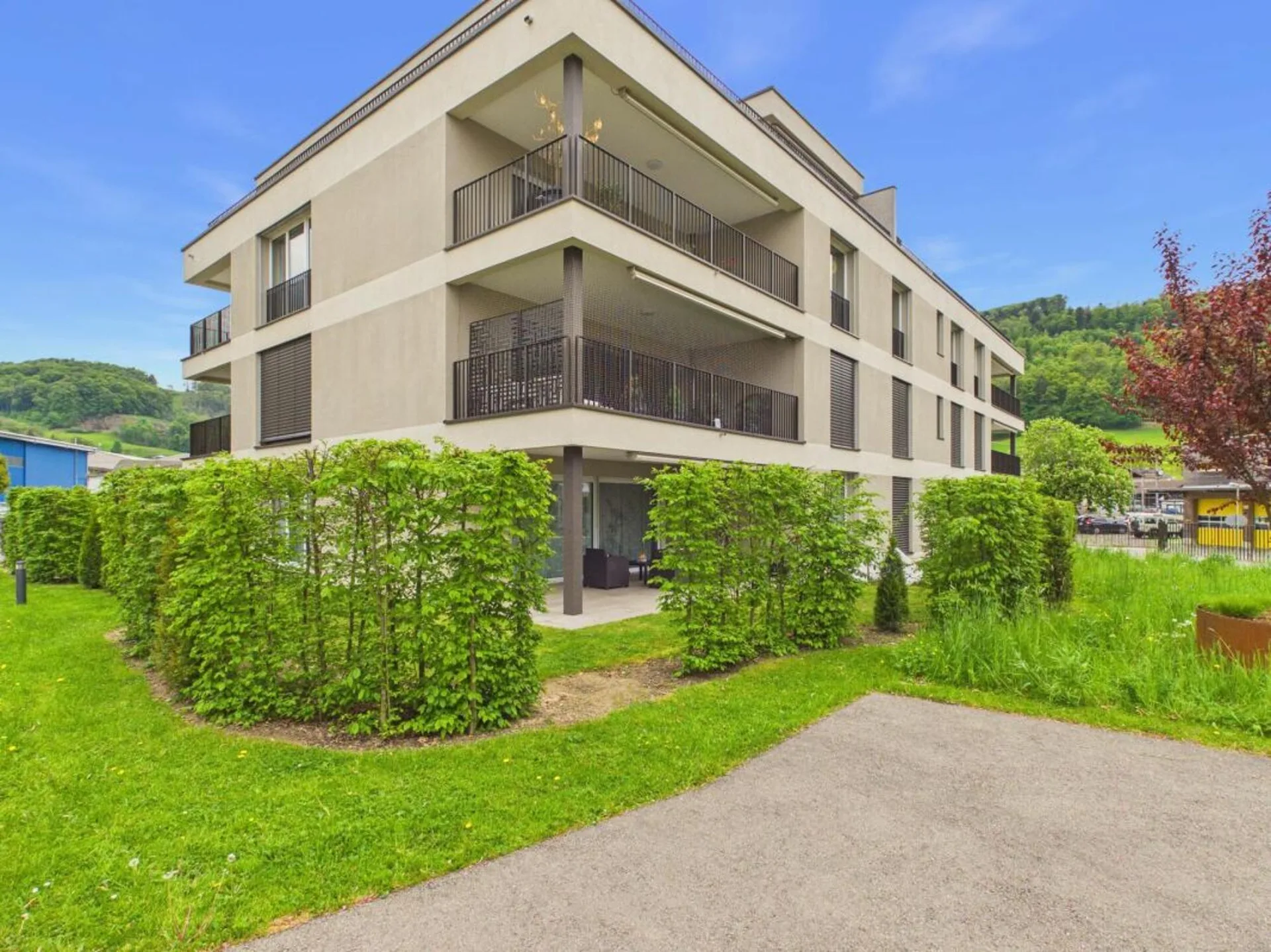 Appartement de jardin moderne à Läufelfingen - Vivre avec style et confort