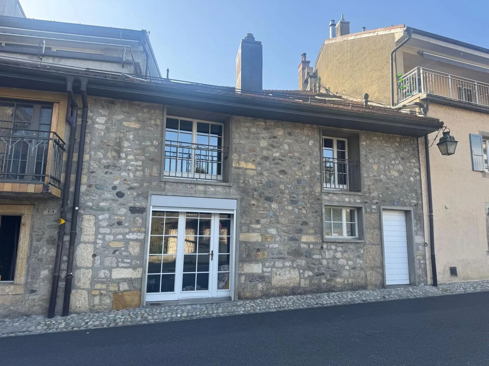 Opportunité rare : maison au centre du bourg de Cossonay avec jardin