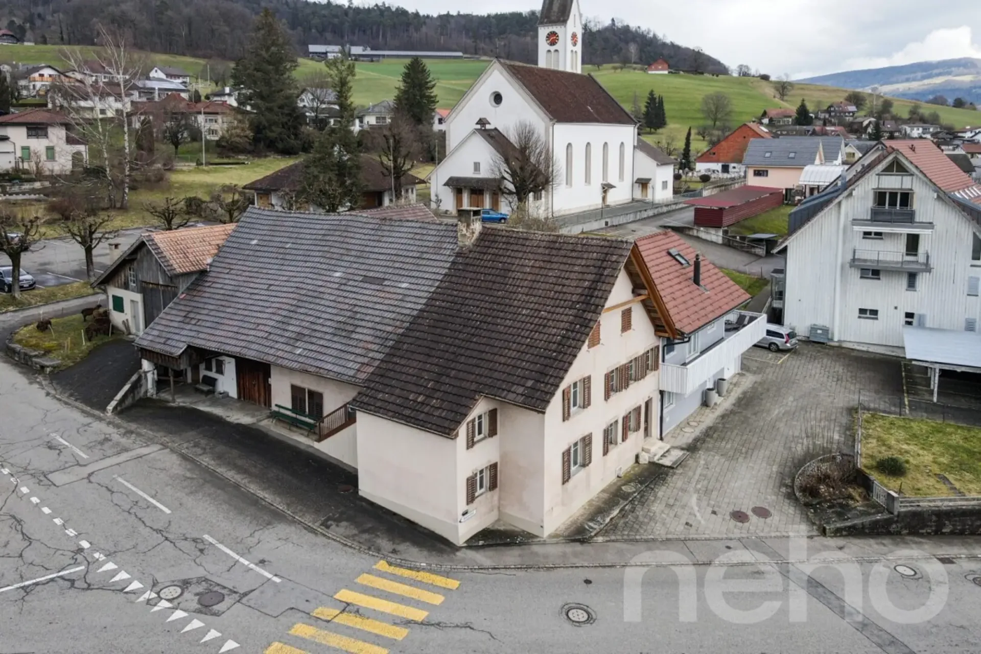 Bauernhaus mit angrenzendem Einfamilienhaus und viel Bauland inkl.