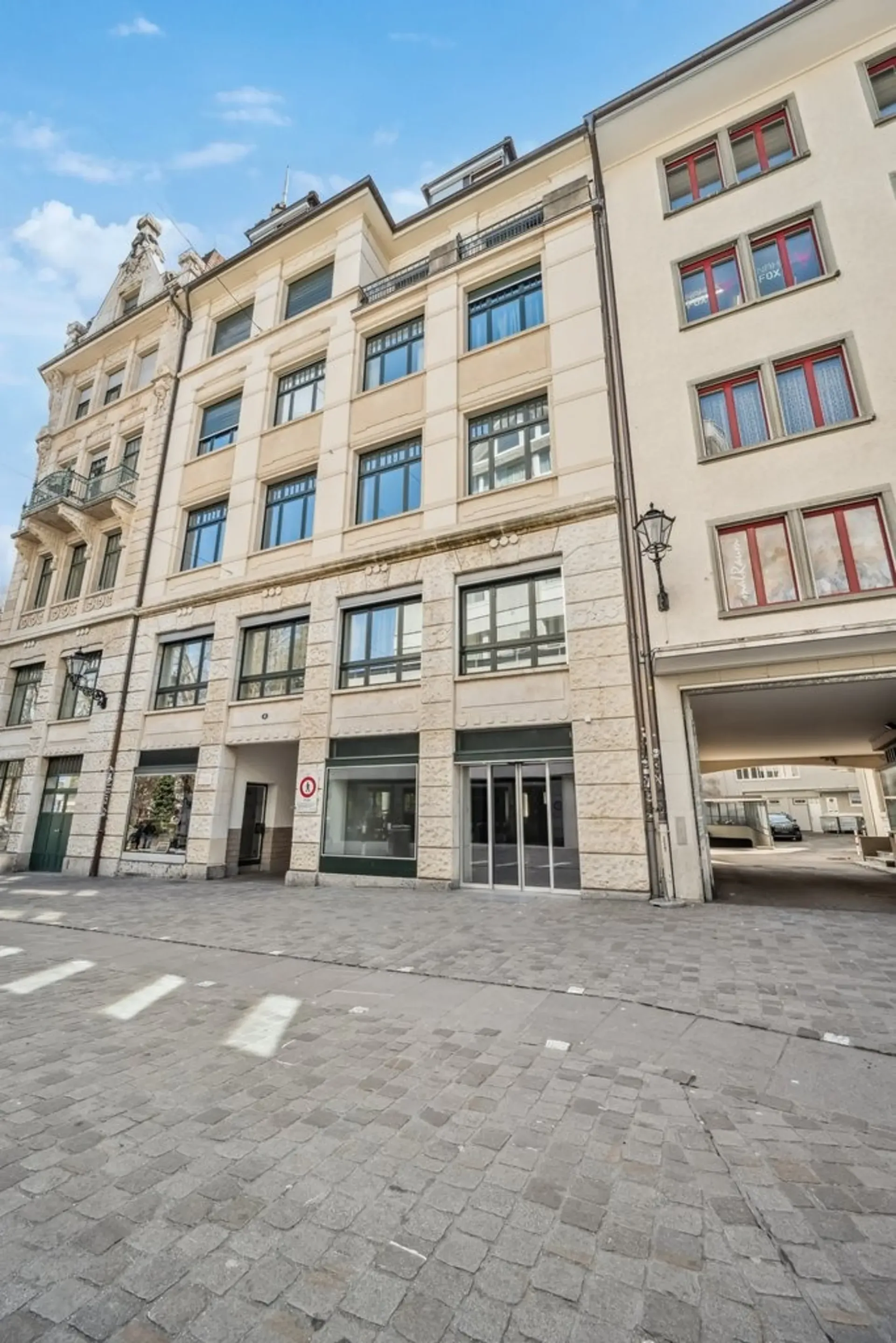 Charmante, frisch sanierte 2.5 Zi.-Wohnung im Zentrum von St. Gallen