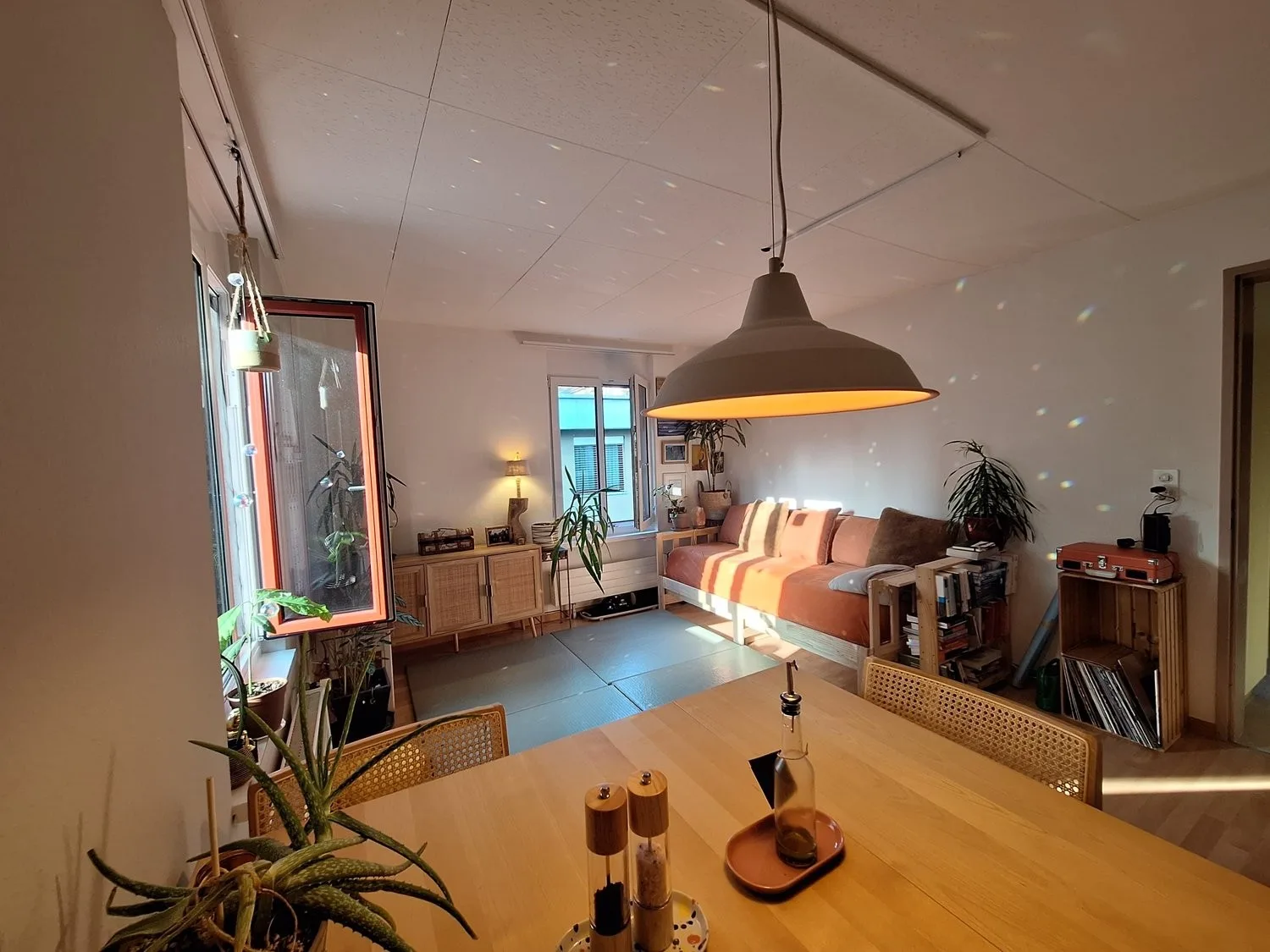 2½ ZI-WOHNUNG IN ZÜRICH - KREIS 10 WIPKINGEN, MÖBLIERT, TEMPORÄR