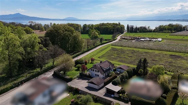 Exklusiv – Zwillingshaus mit großem Garten