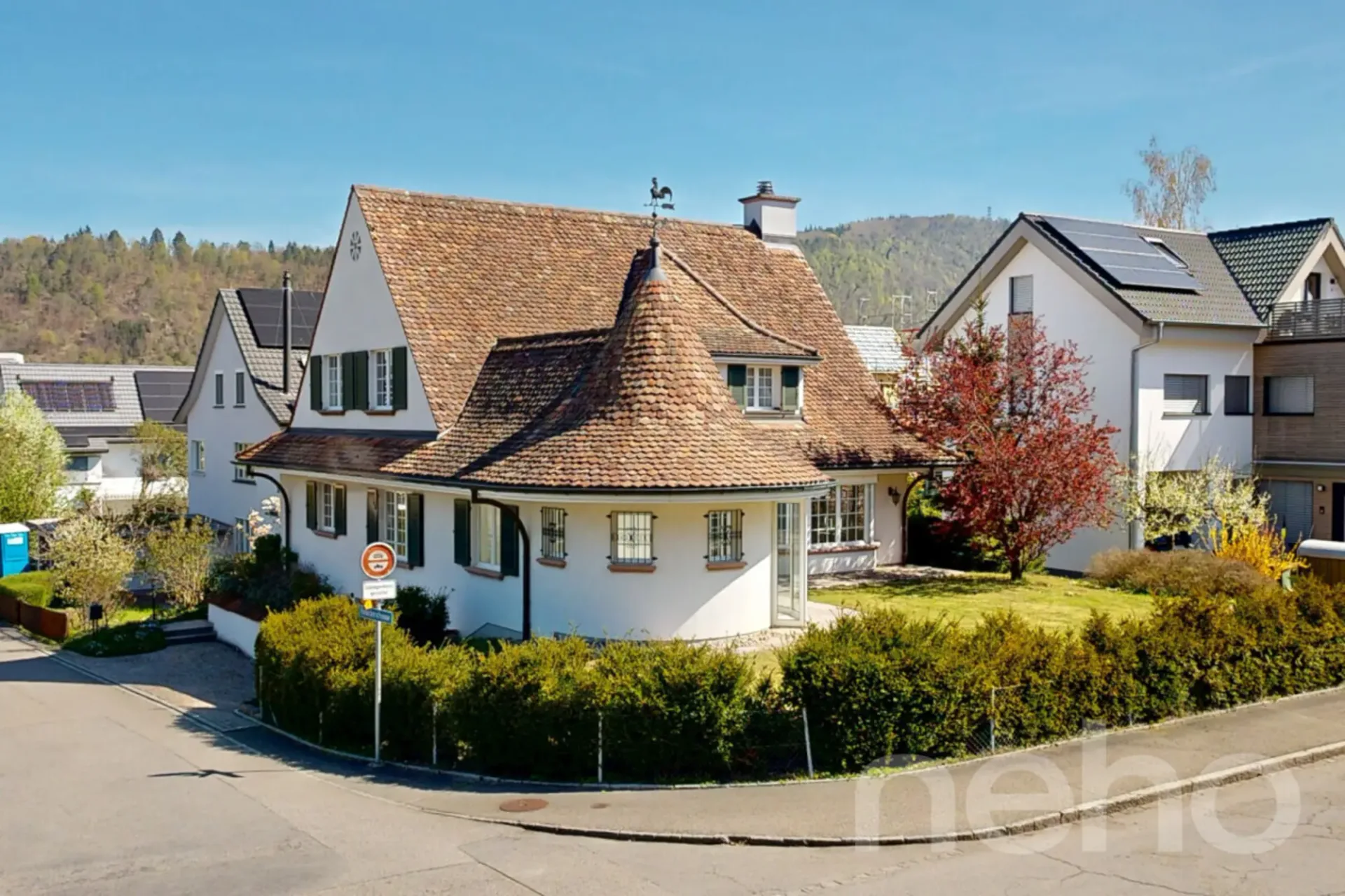 Exklusives 6.5-Zimmer Landhaus an begehrter Lage