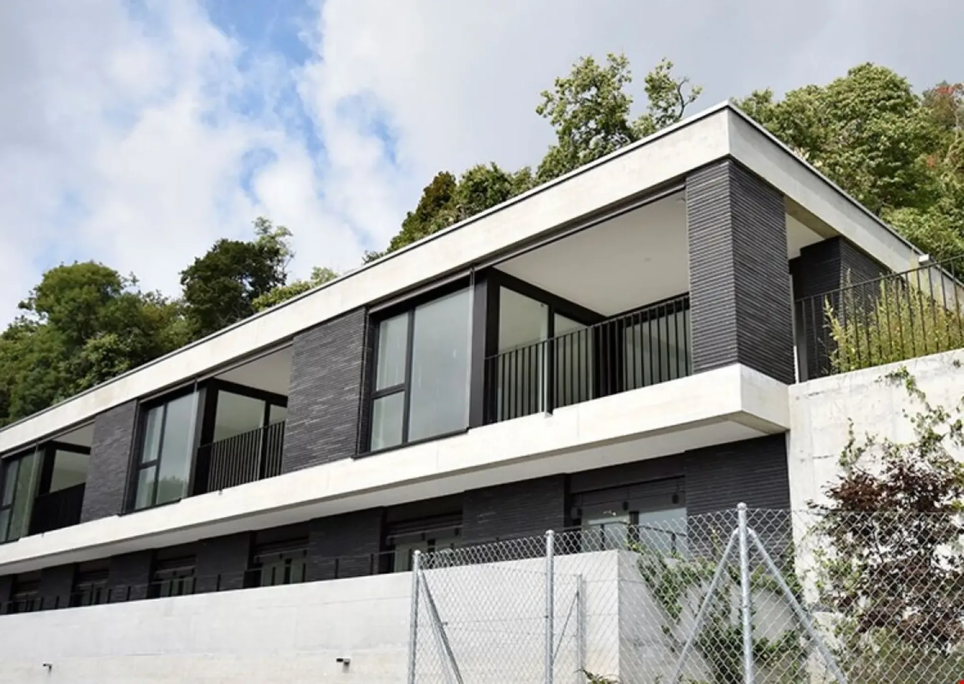 A reddito: moderne ed eleganti unità personalizzabili, giardino, anche rent-to-buy