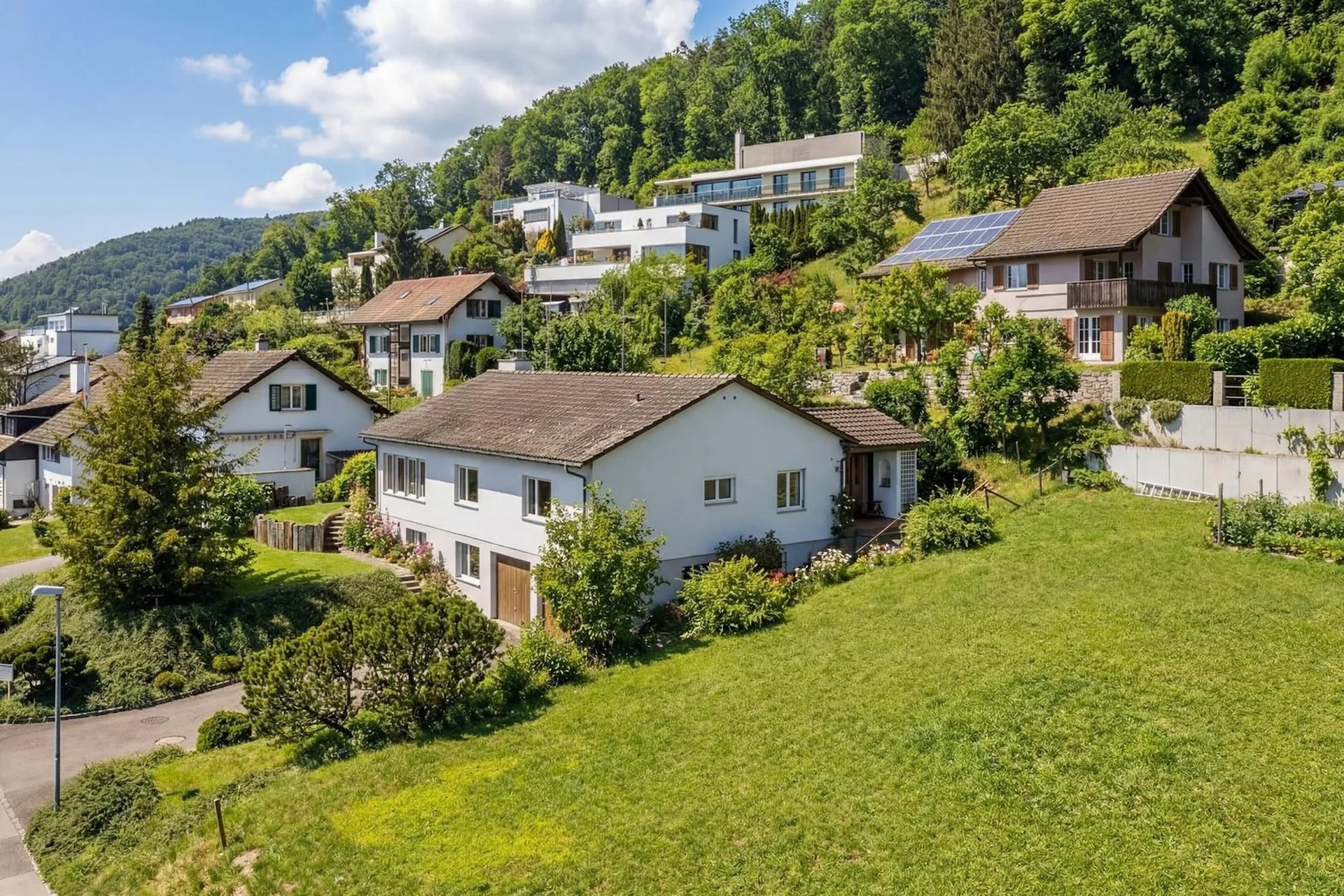 Reserviert - Wo die Sonne länger bleibt - 6.5-Zimmer Einfamilienhaus