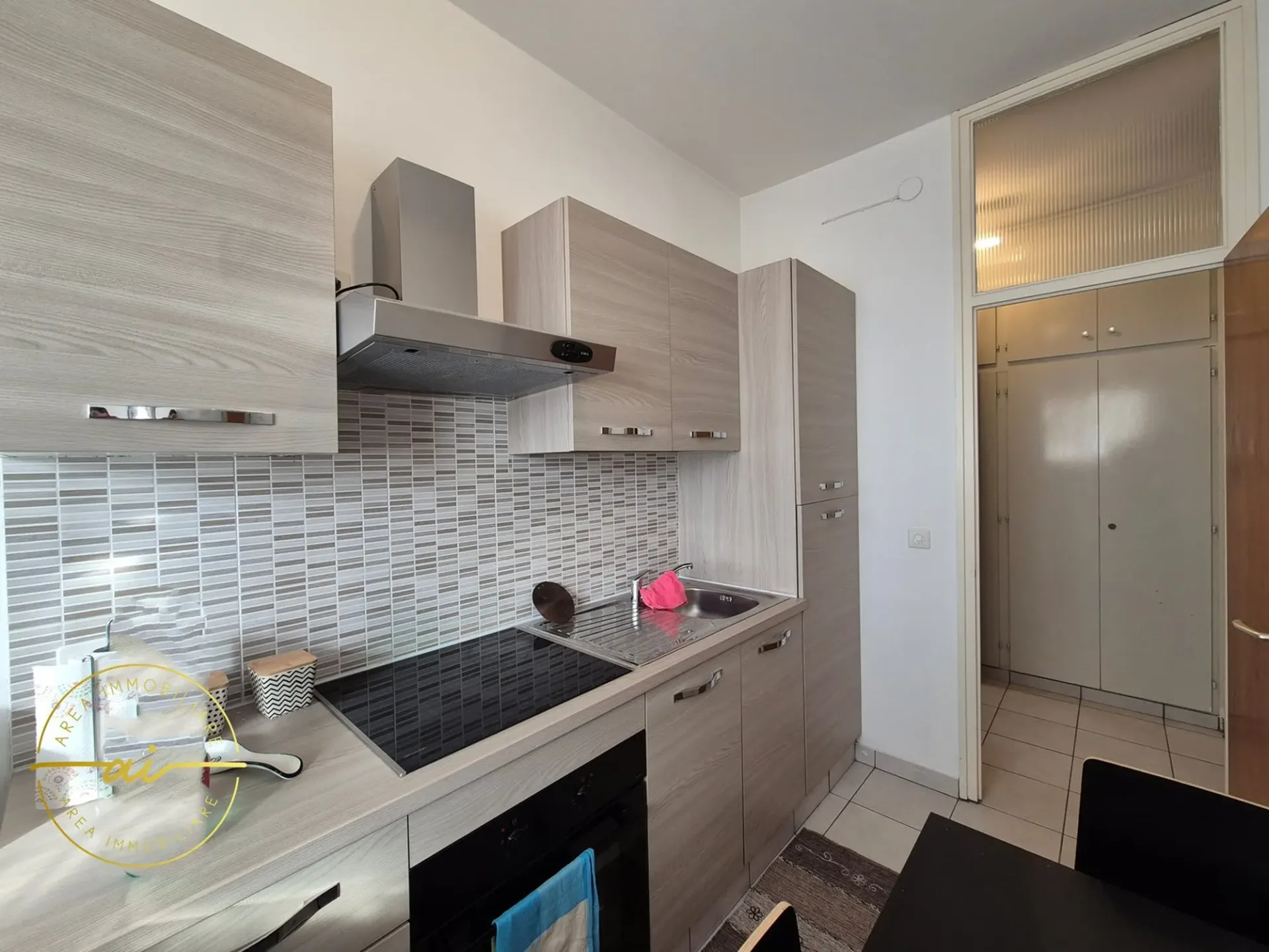 Moderno appartamento con terrazzo a Chiasso
