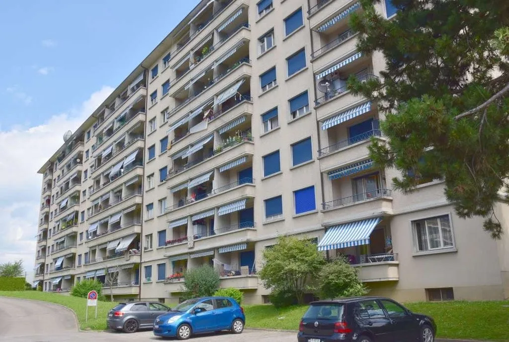Proche Renens-Gare, métro et EPFL, charmant 2.5 pièces au 5ème
