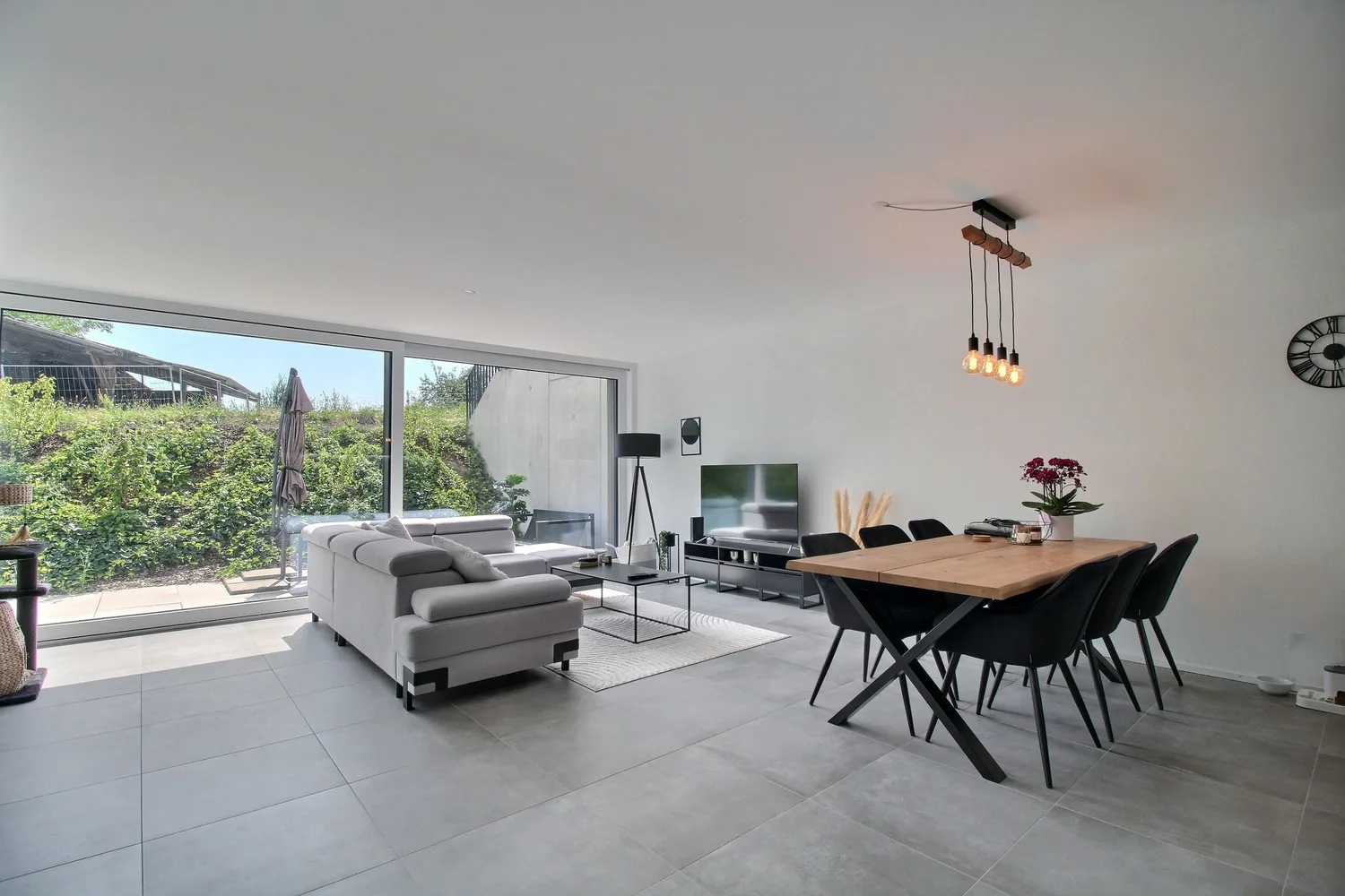 Charmant appartement de 2.5 pièces à Corminboeuf