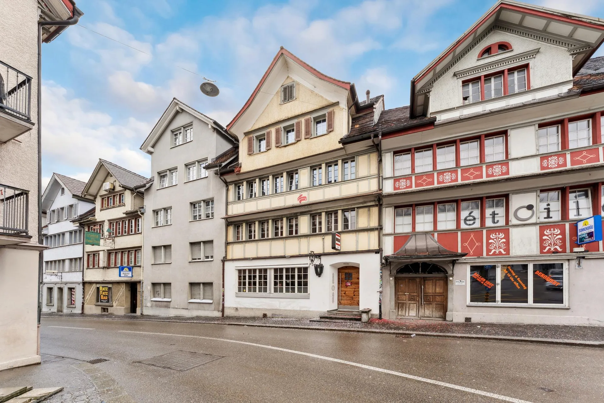 Gemsli - Alpenthai:  Restaurant mit Wohnung in Altstätten