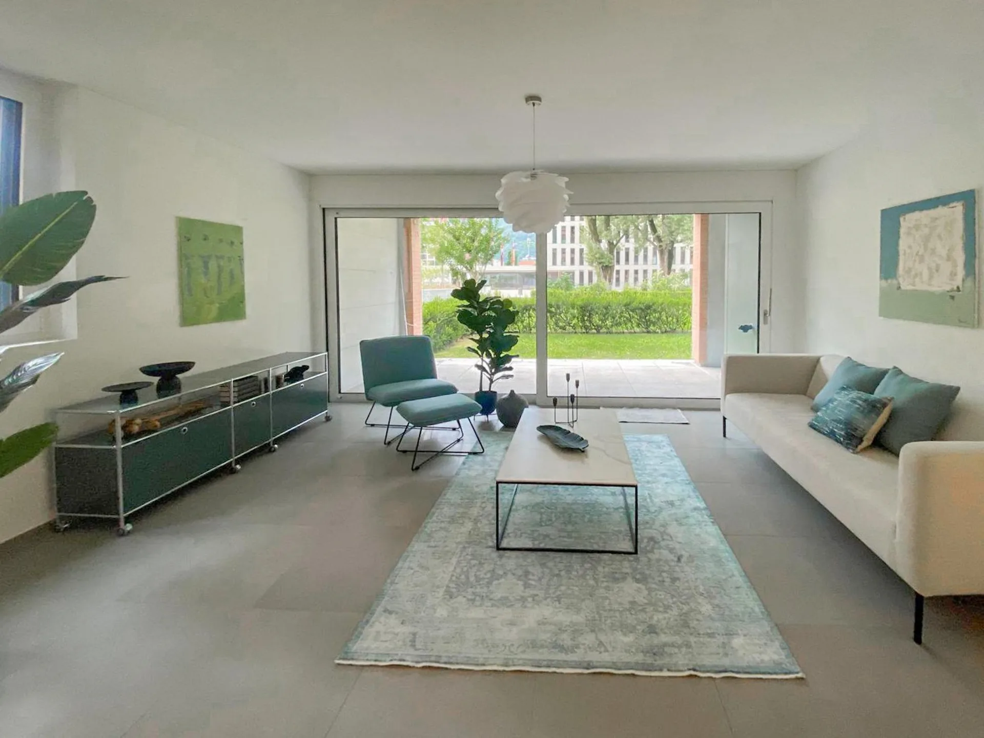 Modernes 3.5-Zimmer-Wohnung mit Garten in Bellinzona