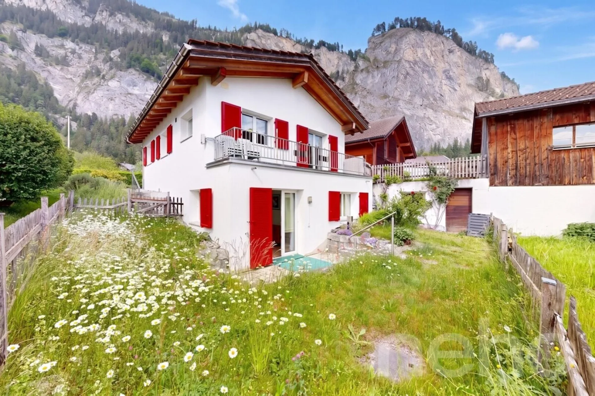 Charmantes Ferienhaus in Trin Mulin GR