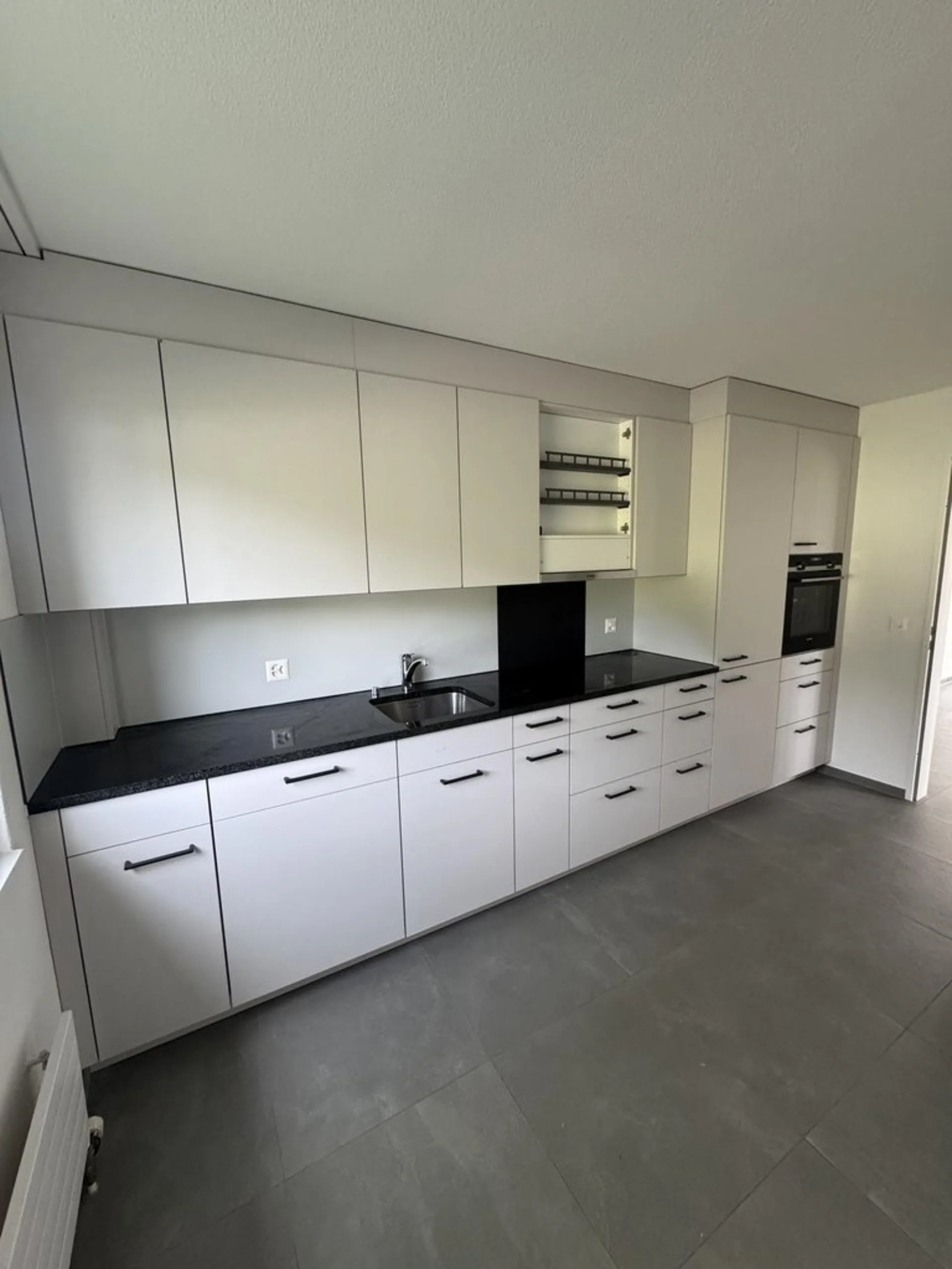Hochwertig sanierte 5.5-Zimmer-Wohnung an familienfreundlicher Lage