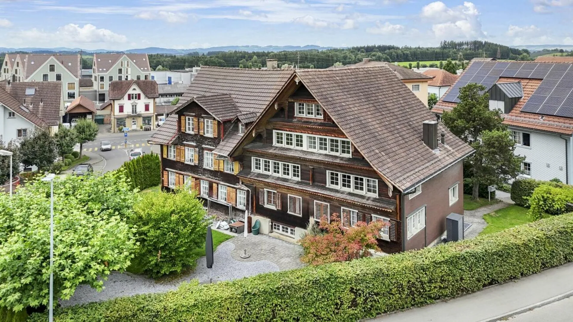 Living with character in a charming wooden old building