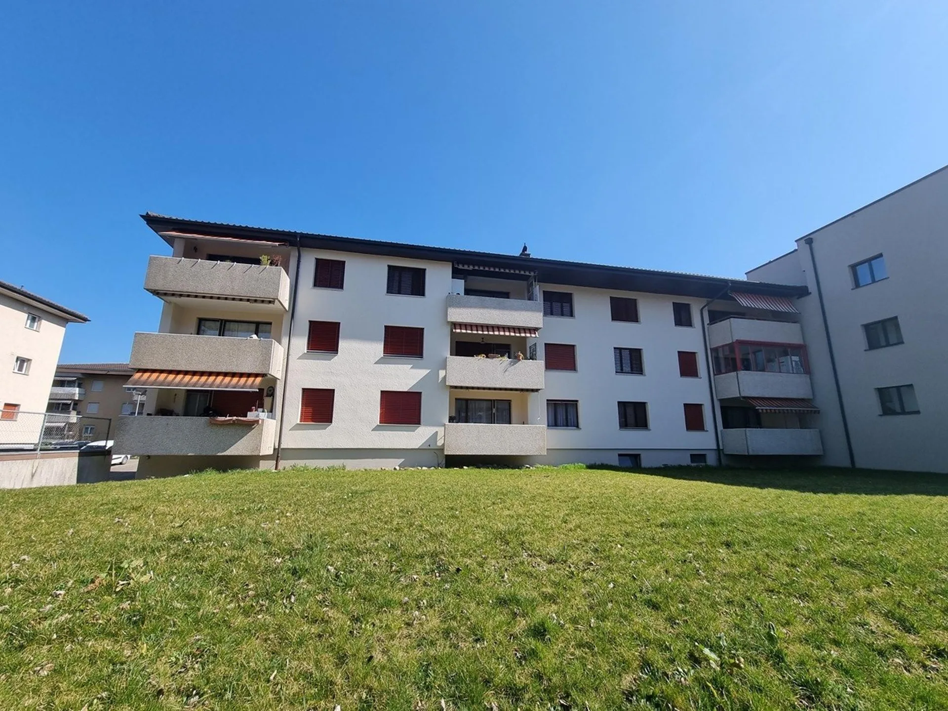 MFH mit 10 WHG in Leibstadt