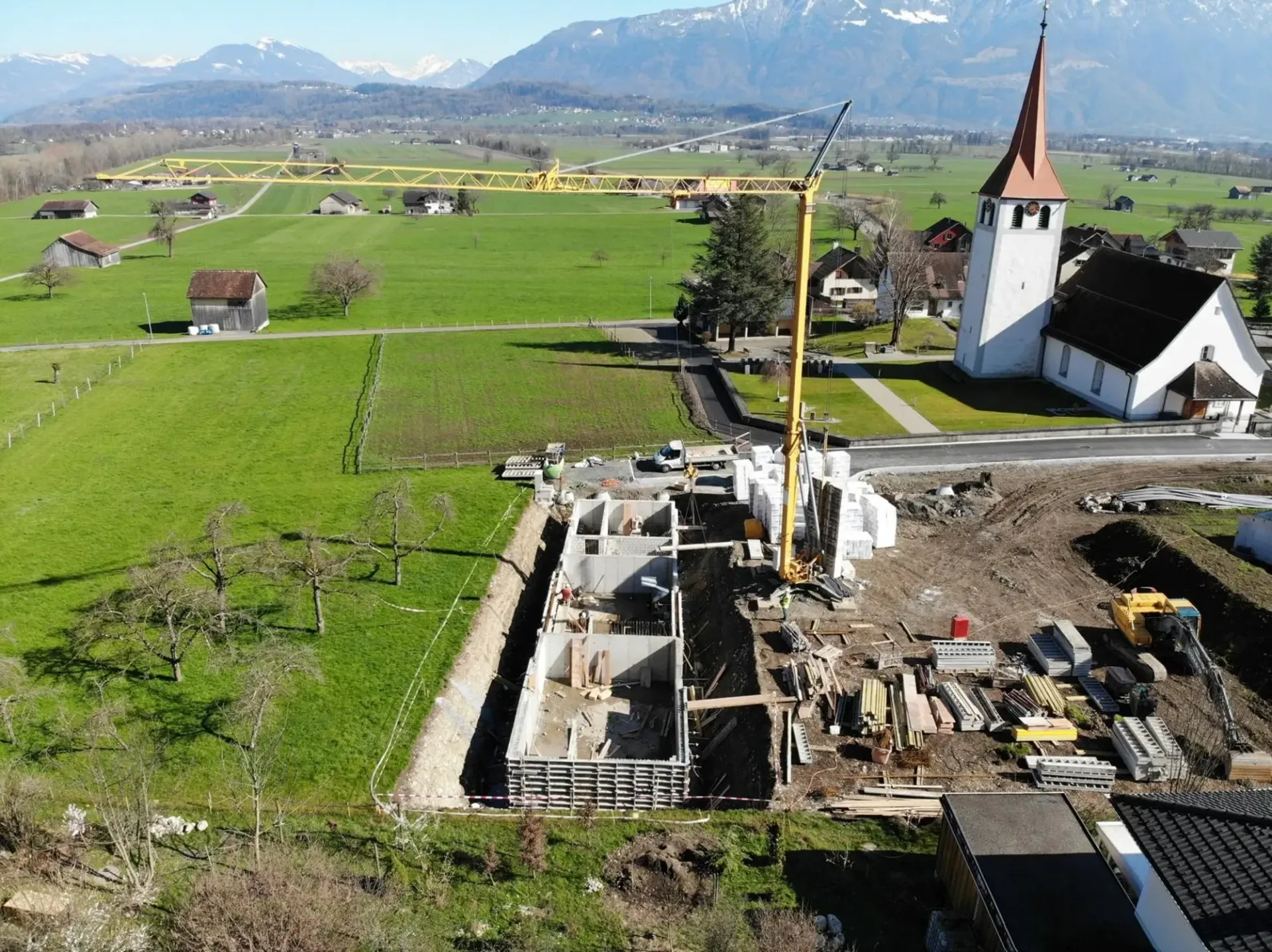 Neubau: Modernes Reiheneinfamilienhaus in Sax zu kaufen