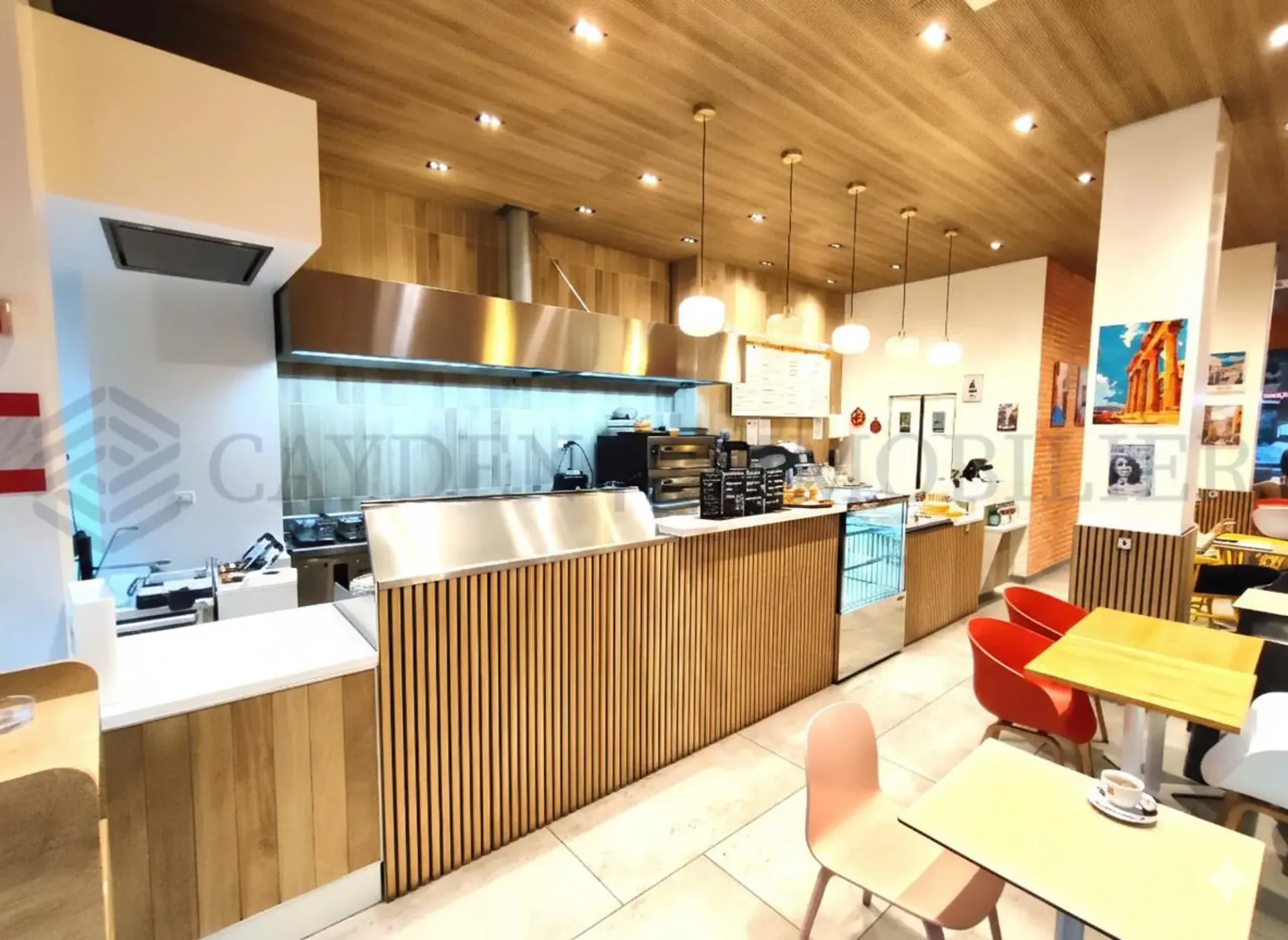 Exklusiv! Gewerbeverkauf - Restaurant komplett neu, schlüsselfertig.
