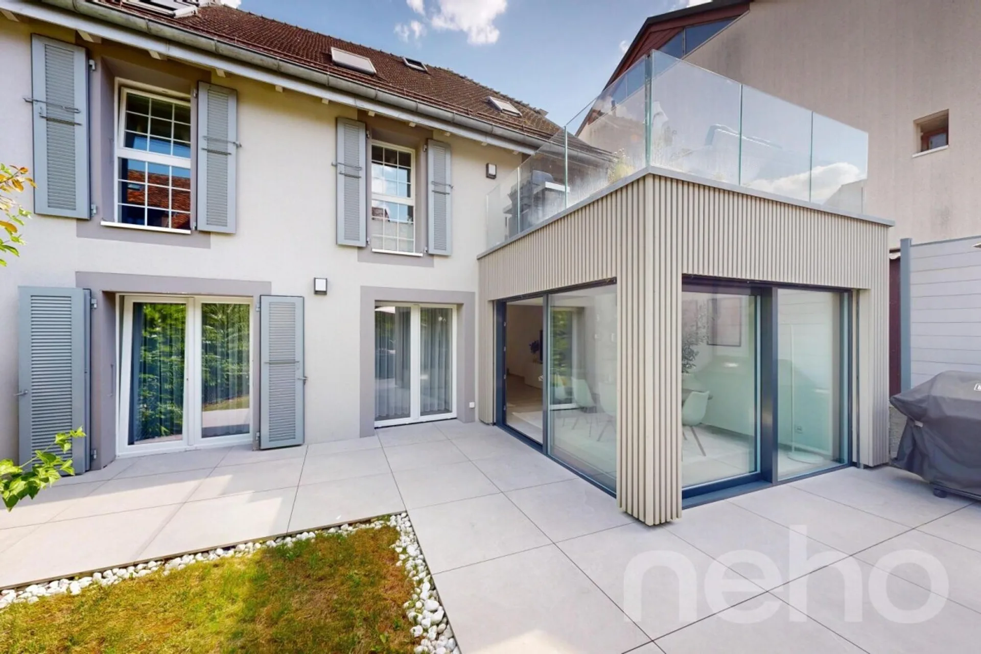 Magnifique Duplex entièrement rénové