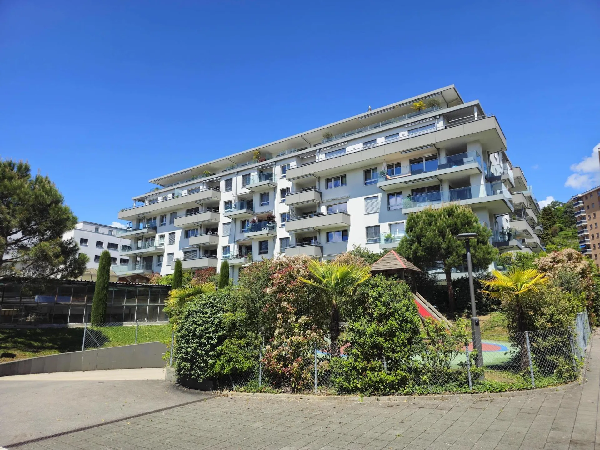 Schönes 4,5-Zimmer-Apartment in unmittelbarer Nähe zum See und allen Annehmlichkeiten