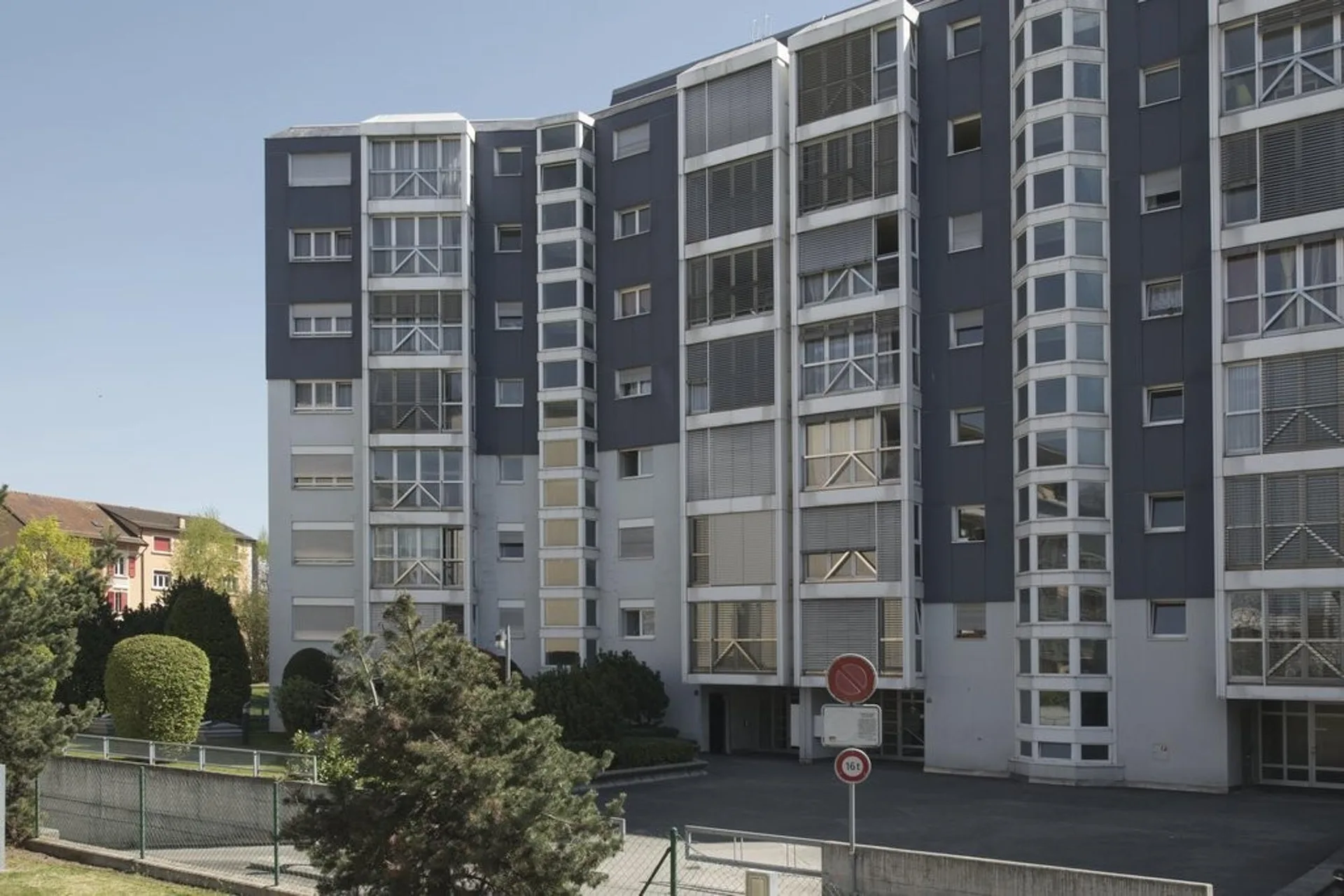 One-room apartment