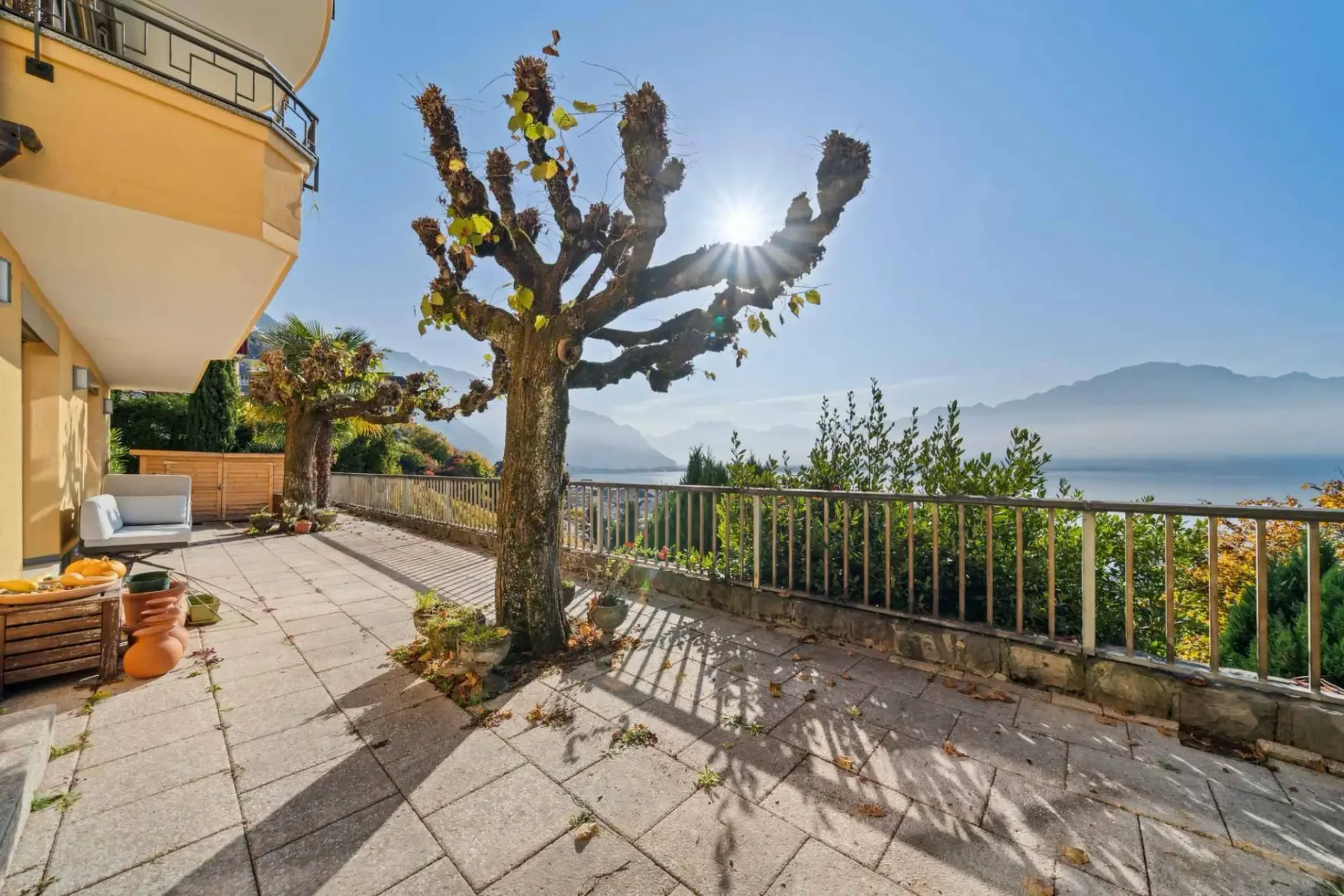 En exclusivité - Charmant appartement de 3,5 pièces avec terrasse et vue panoramique